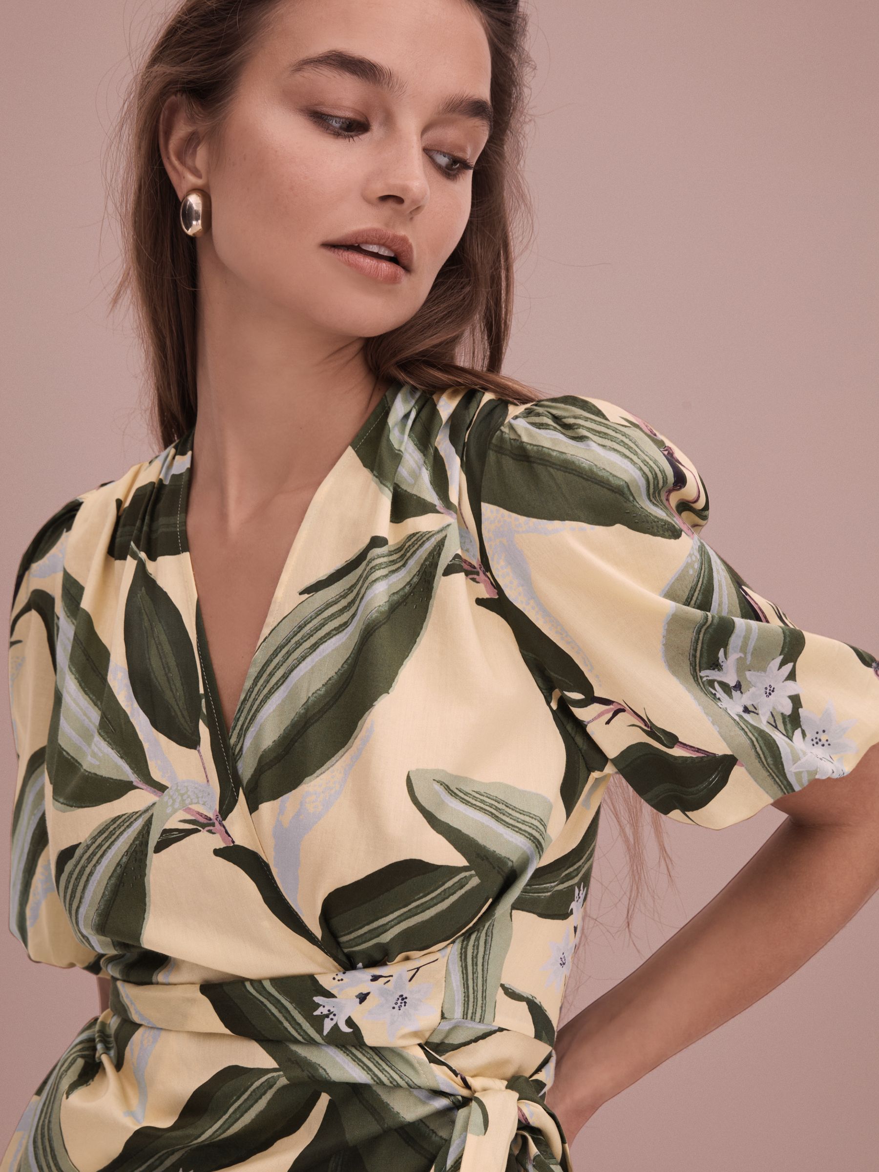 Florere Printed Wrap Blouse in Pale Yellow - Image 3 of 6