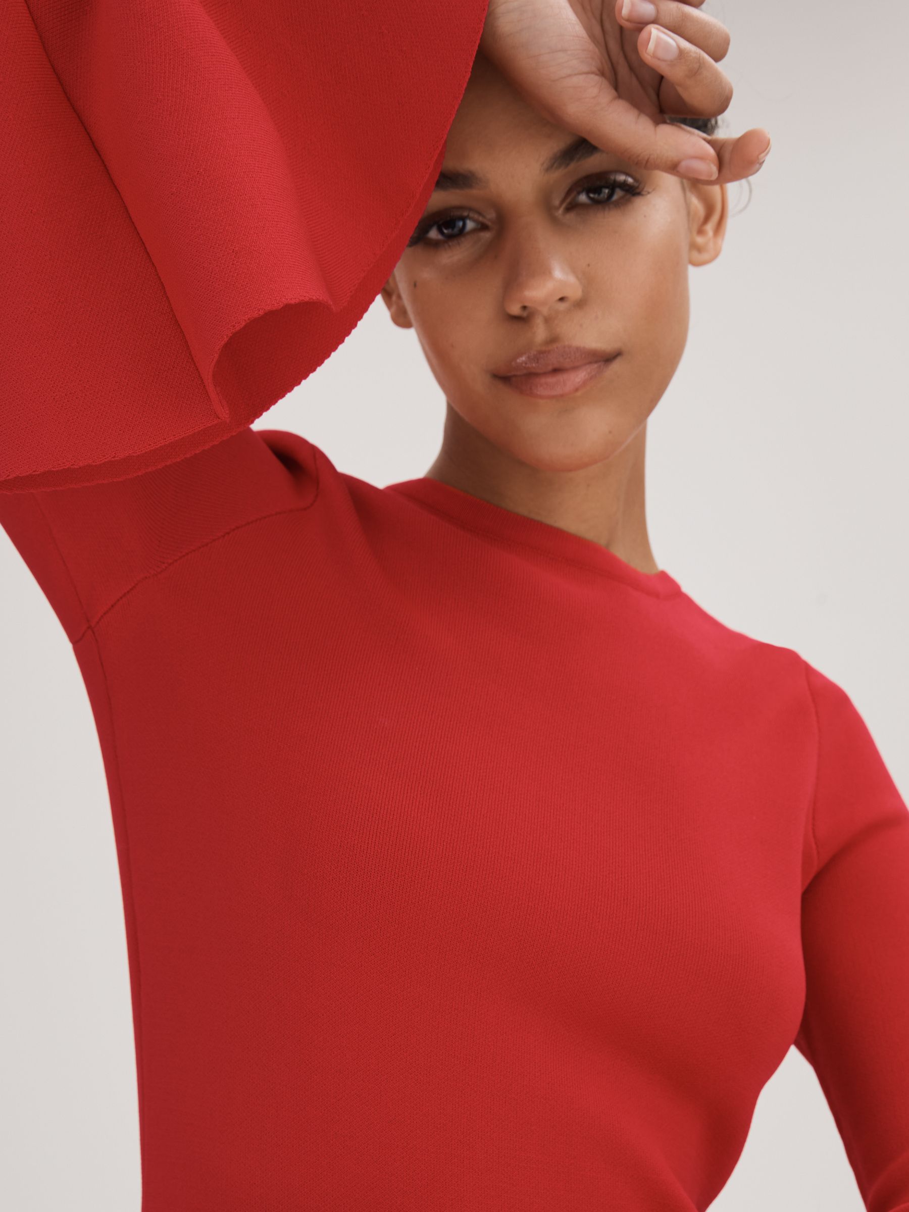 Florere Fitted Fluted Cuff Midi Dress in Red - Image 4 of 6