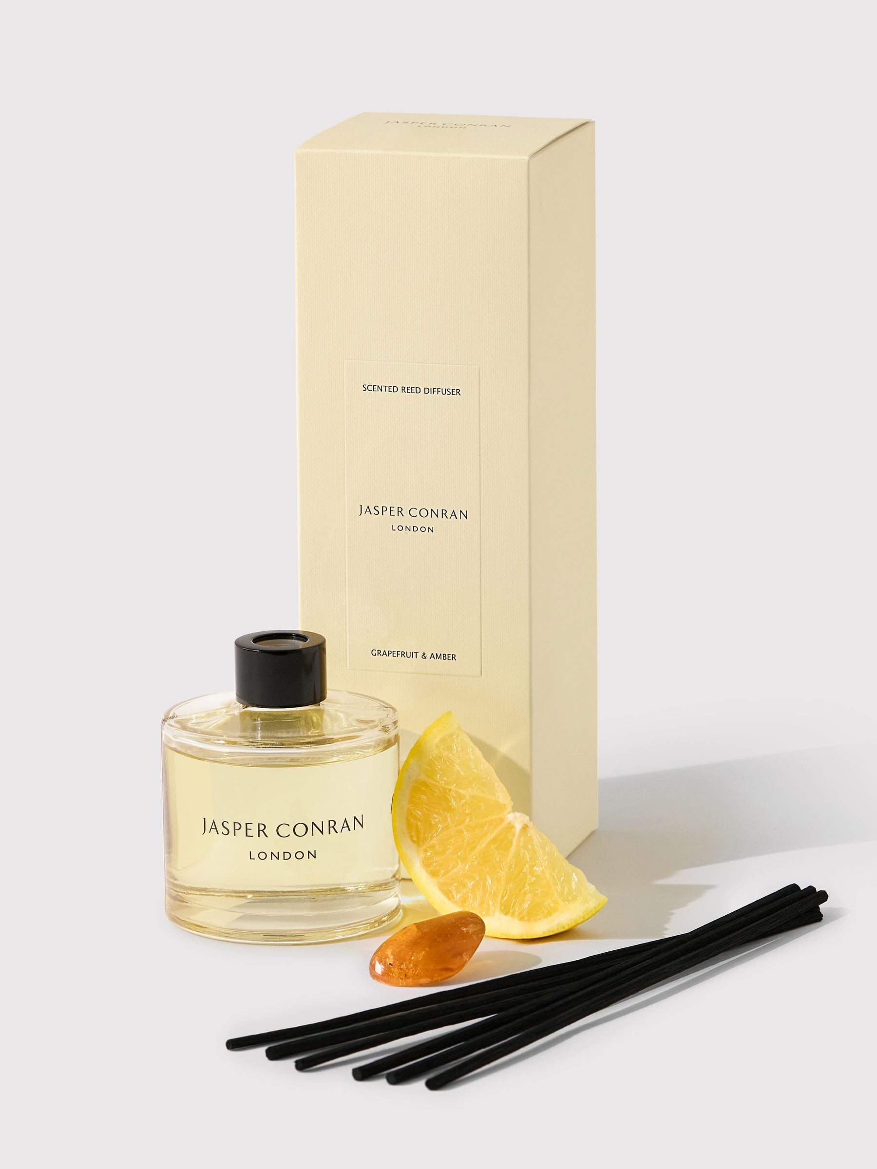 Grapefruit & Amber Diffuser - Image 3 of 8