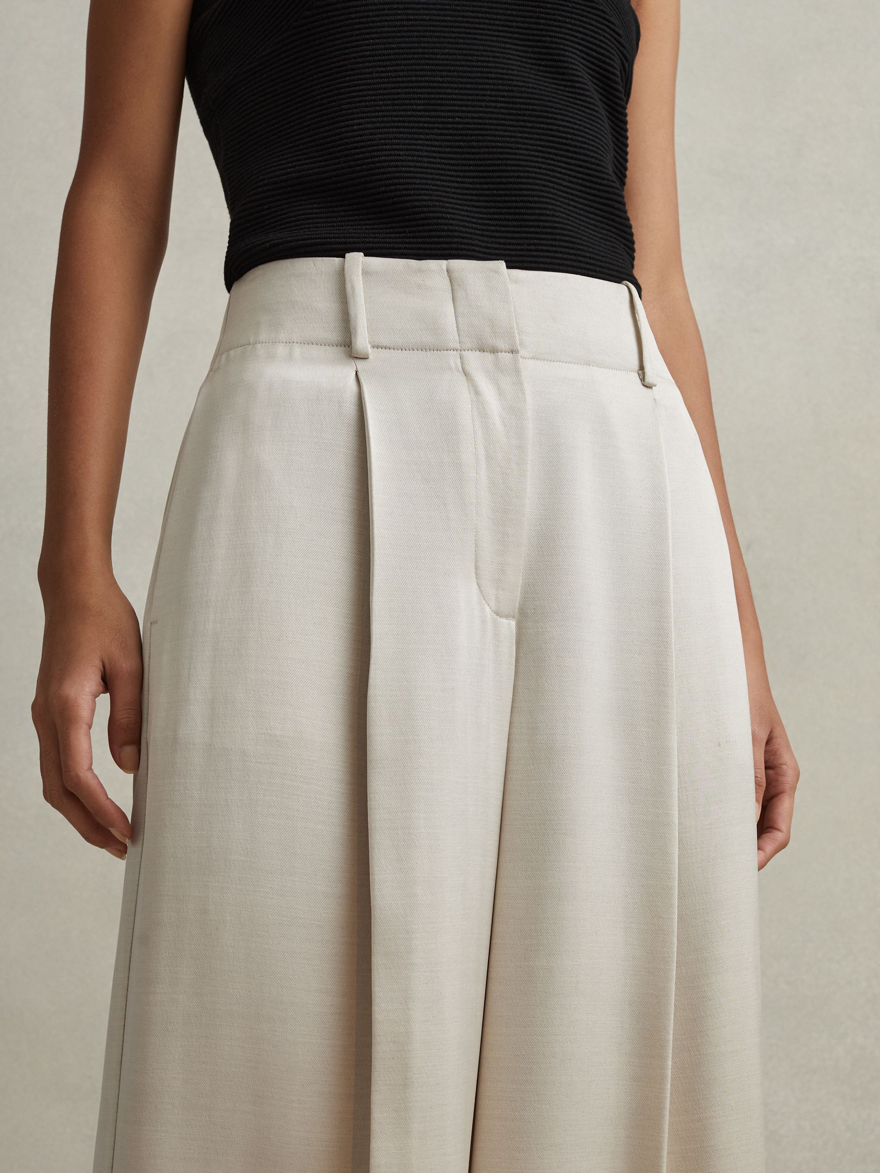 Petite Satin Wide Leg Trousers in Champagne - Image 4 of 6