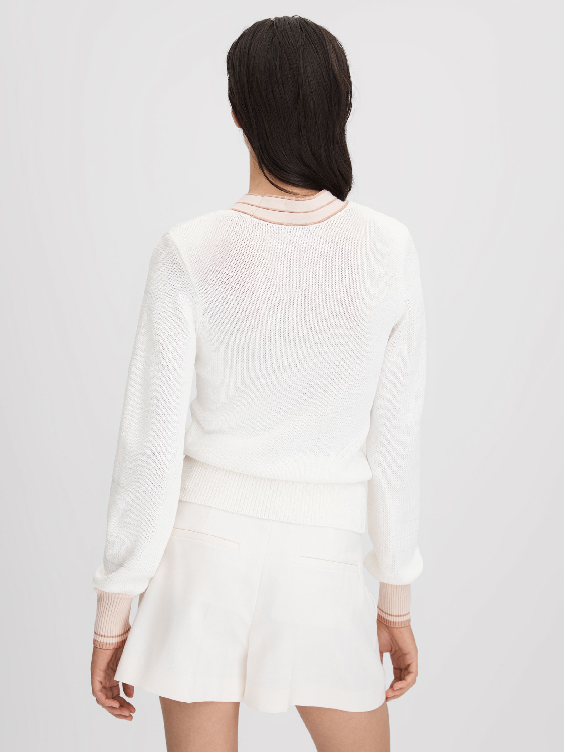 Contrast V-Neck Jumper in Light Pink - Image 5 of 6