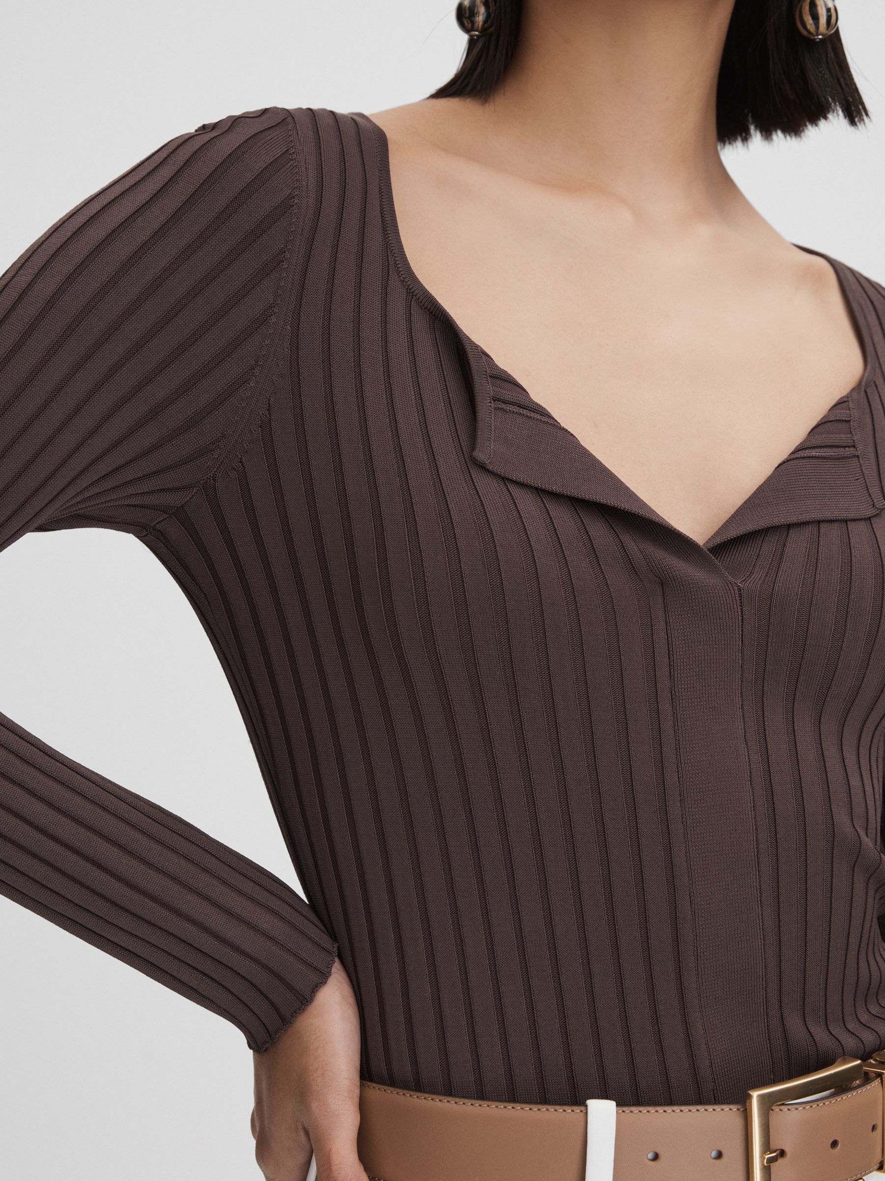 Ribbed Open Collar Top in Burgundy - Image 4 of 6
