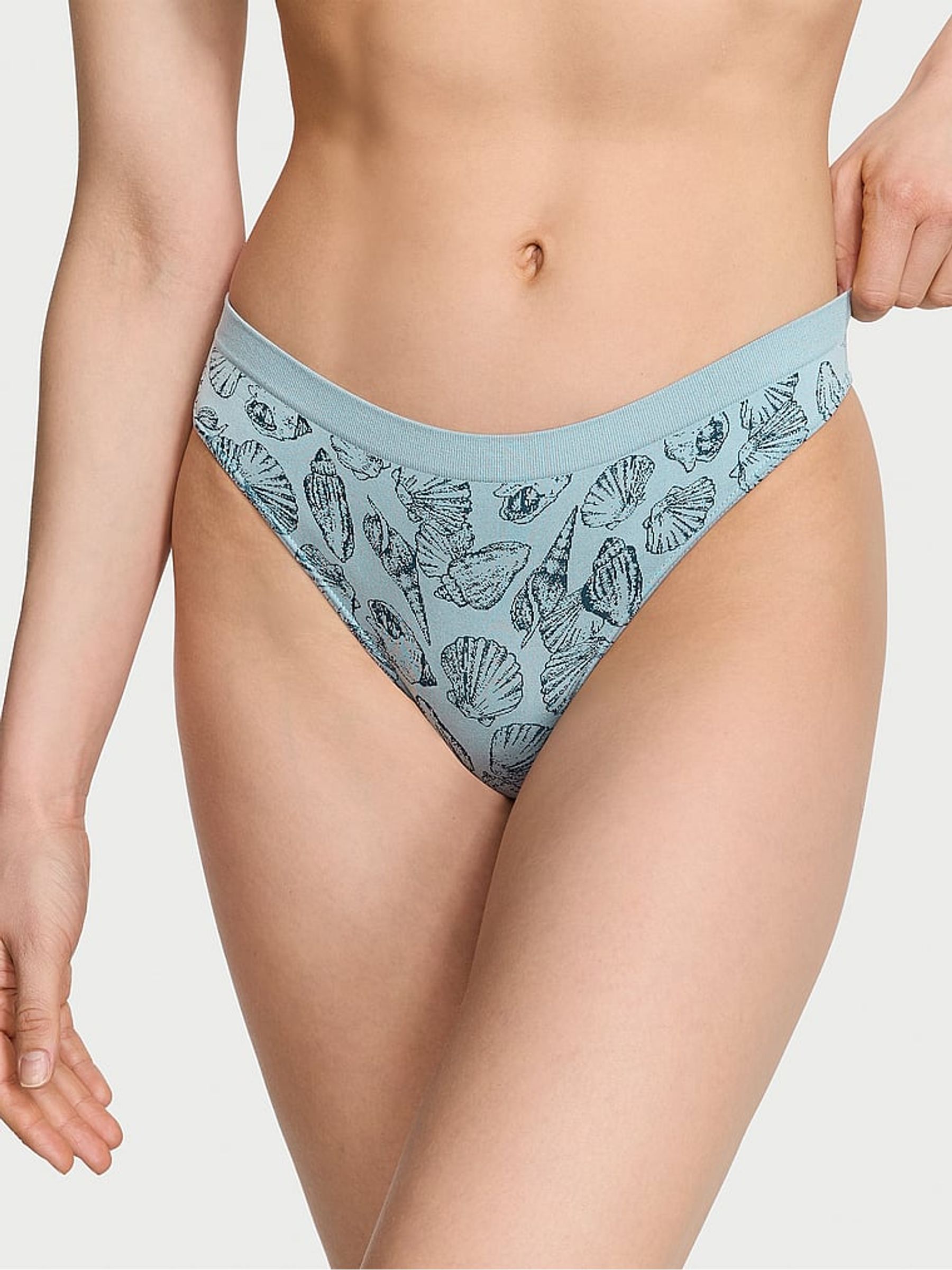 Cool Down Blue Seashells Seamless Thong Knickers - Image 1 of 1