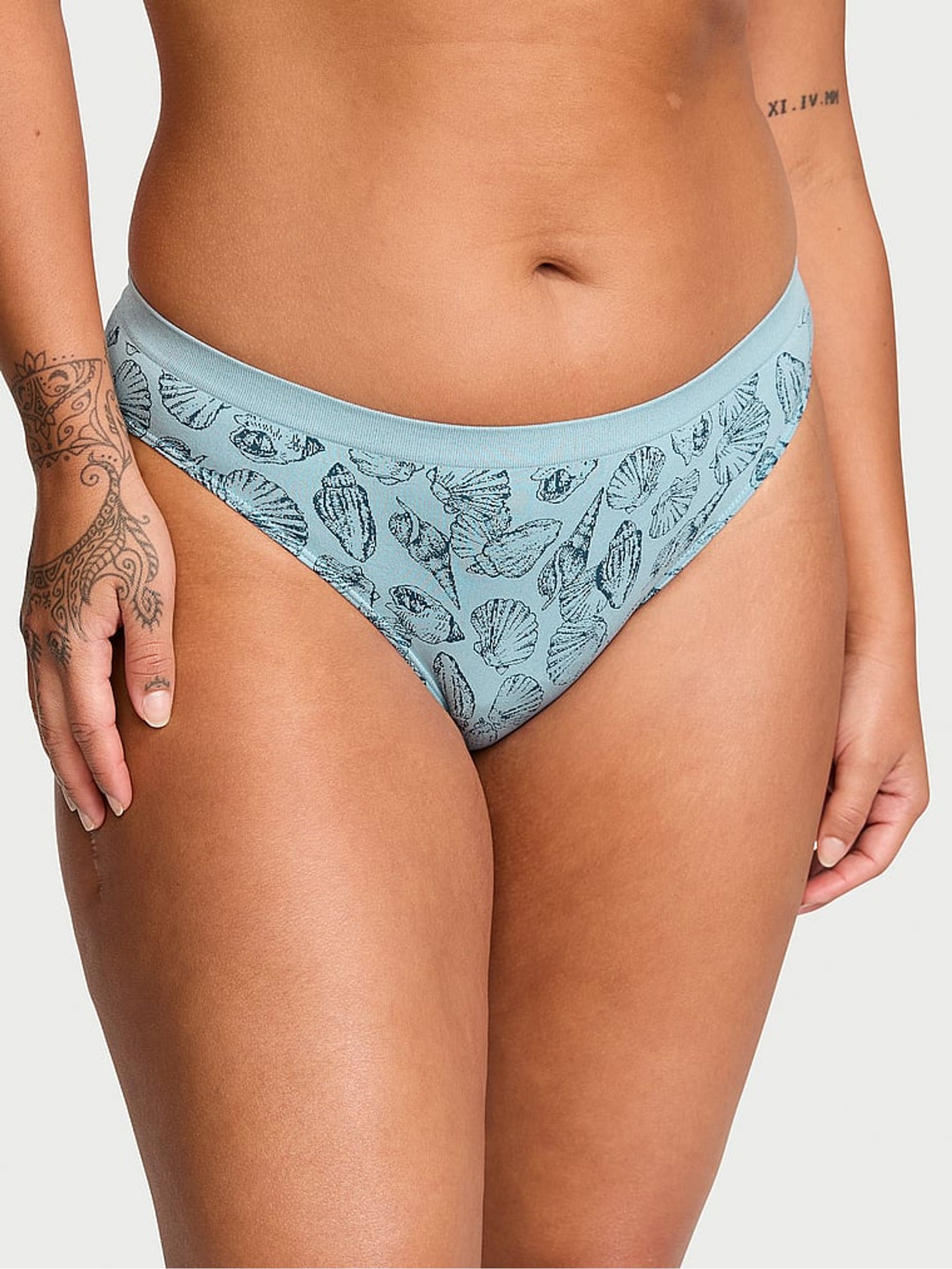Cool Down Blue Seashells Seamless Bikini Knickers - Image 1 of 1