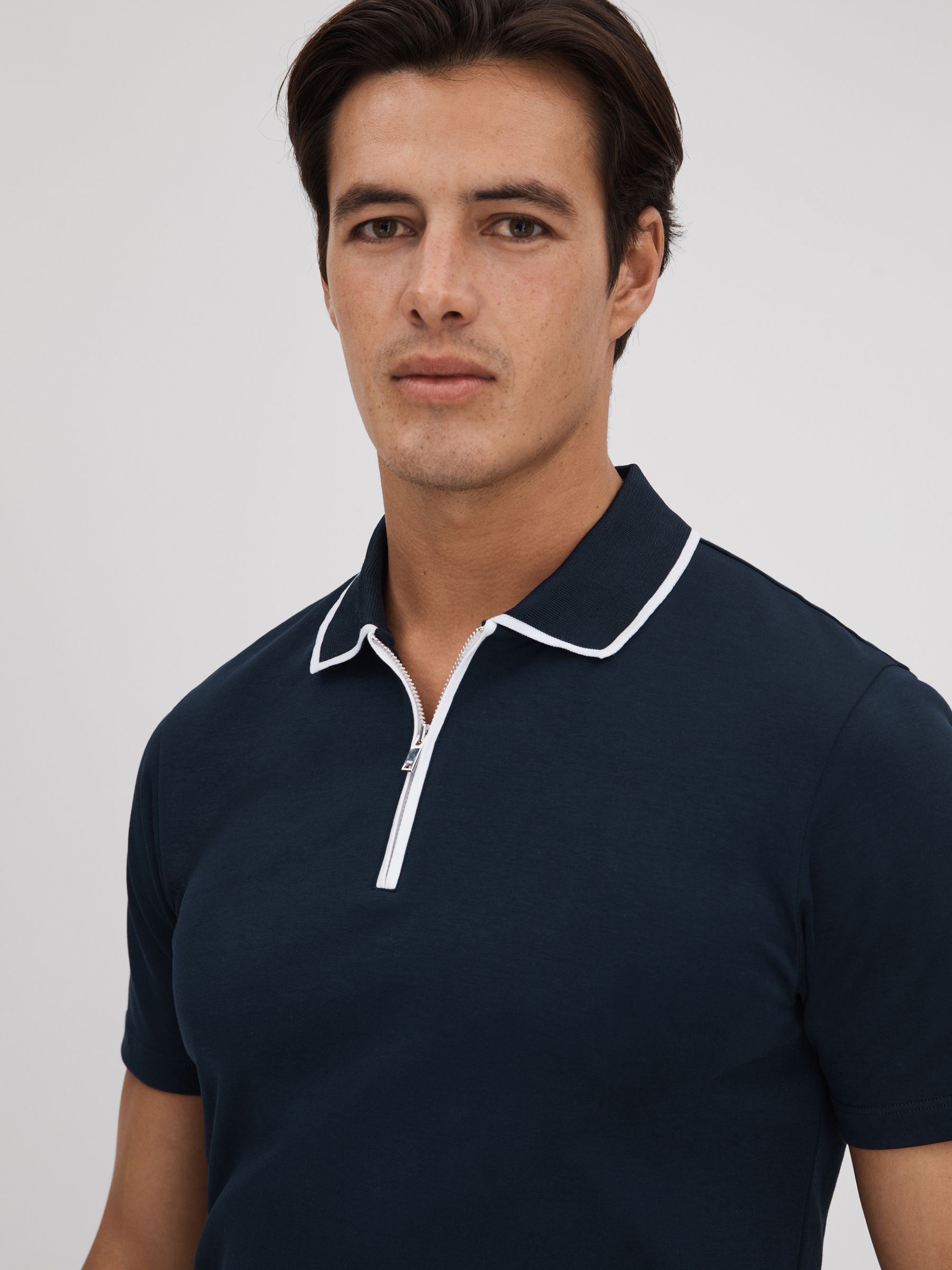 Cotton Contrast Collar Half-Zip Polo Shirt in Navy - Image 4 of 6