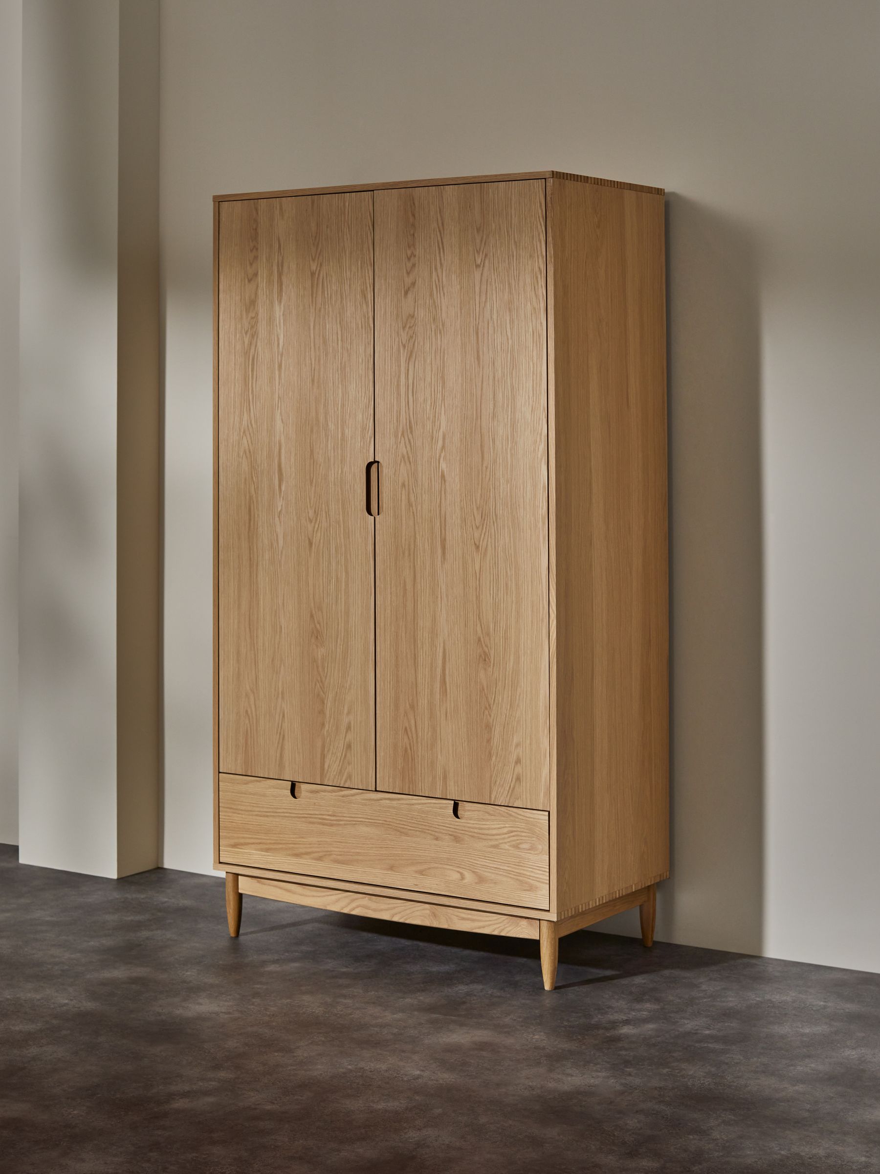 Penn Wardrobe in Oak - Image 2 of 5
