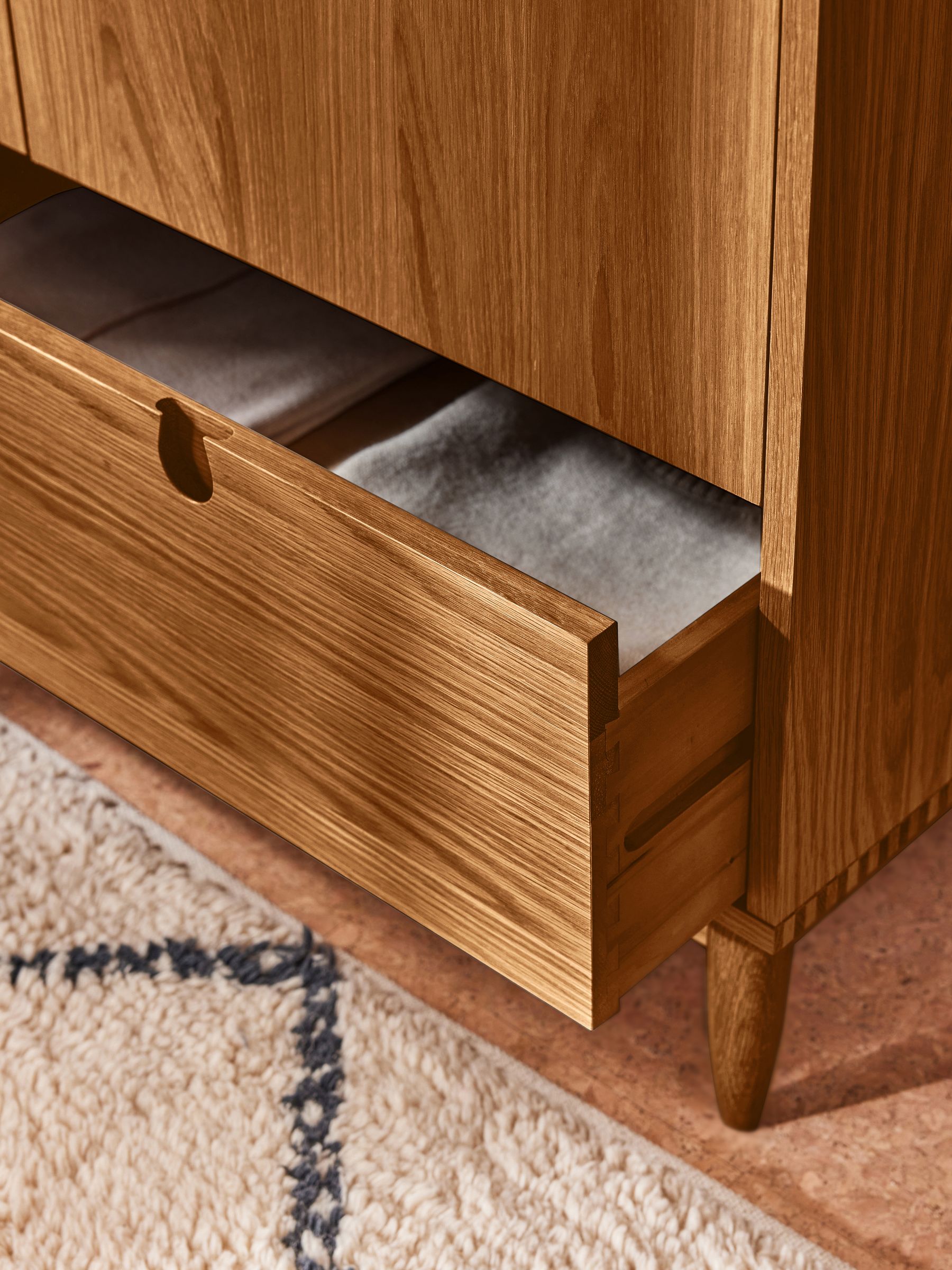 Penn Wardrobe in Dark Oak - Image 4 of 5