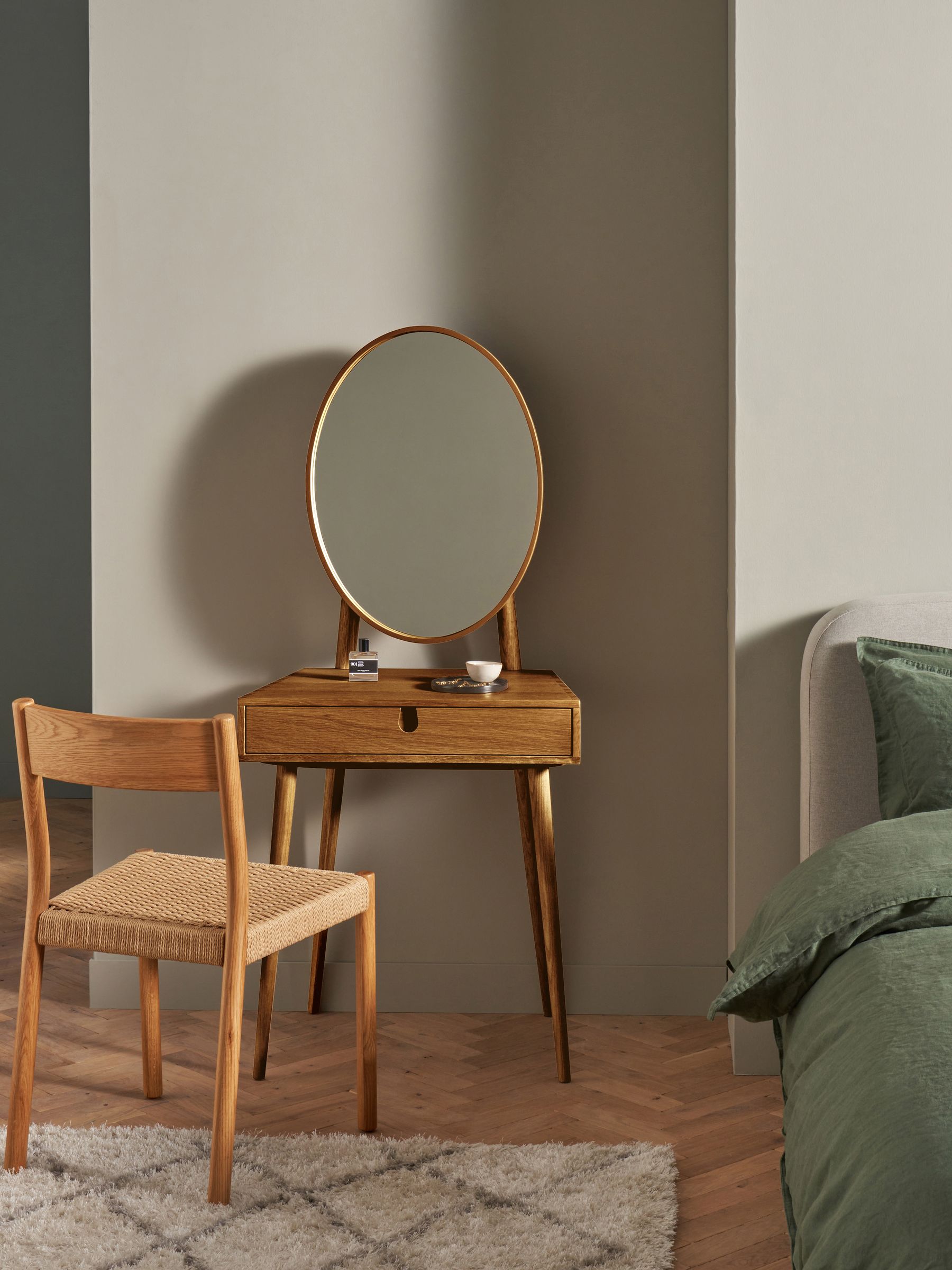 Penn Console Dressing Table in Dark Oak - Image 1 of 6