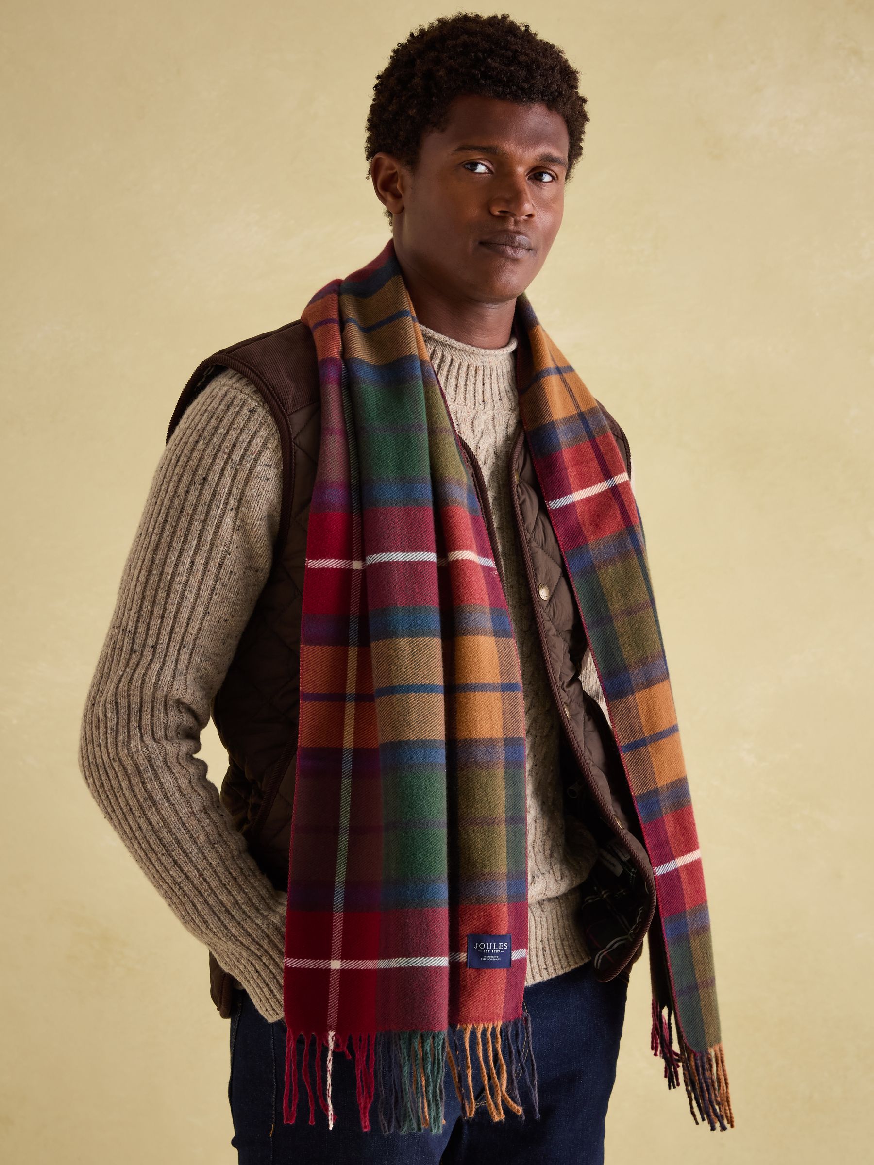 Langtree Red & Green Scarf - Image 3 of 7