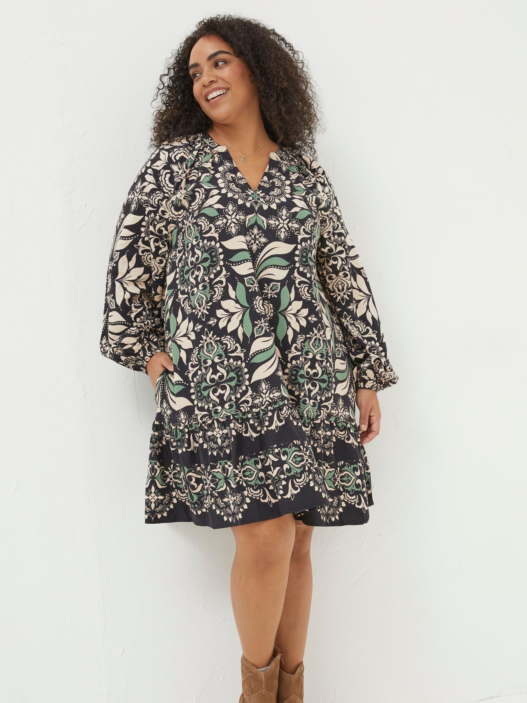 Black Amy Mosaic Leaf Tunic Dress - Image 3 of 6