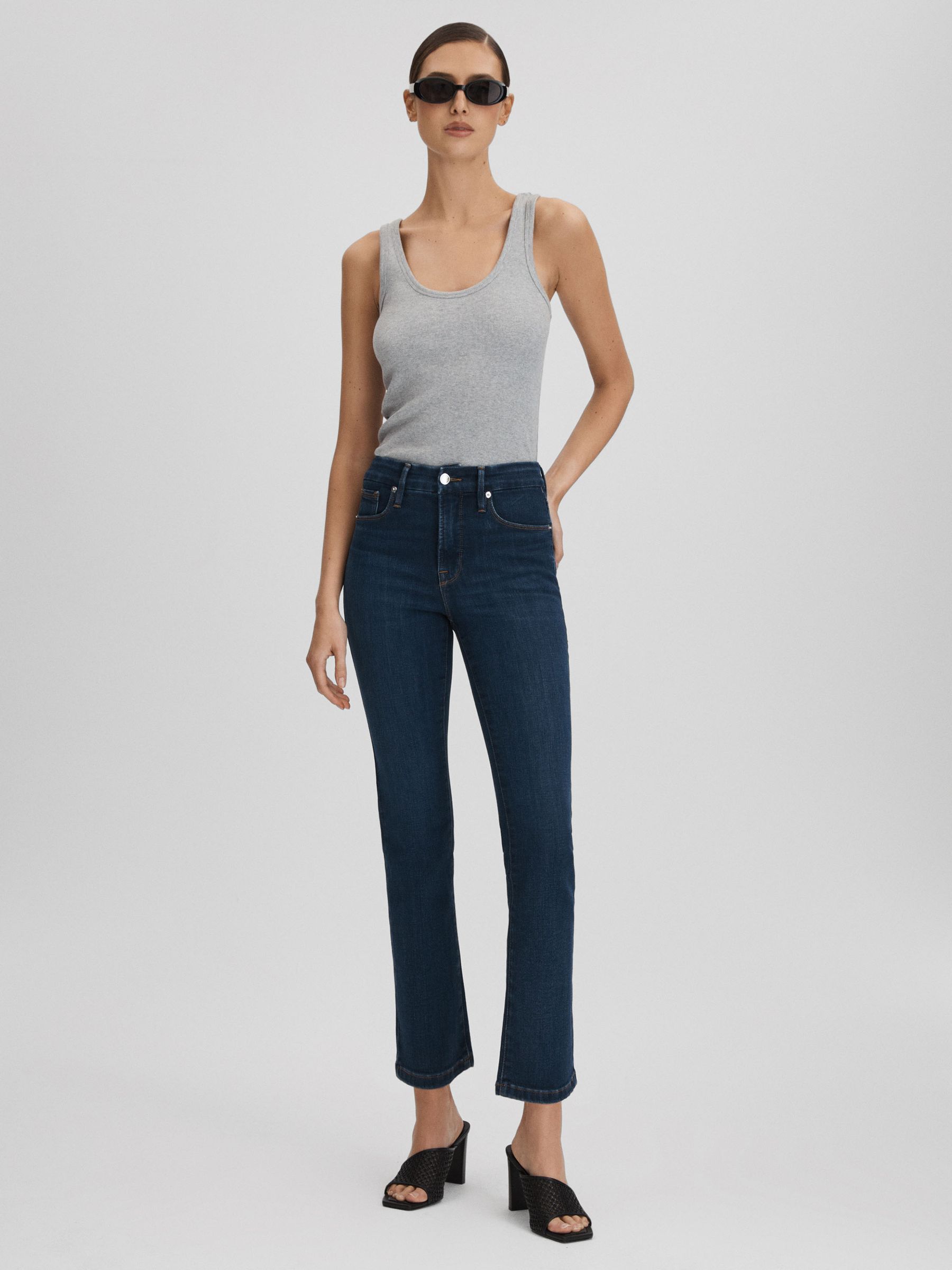Good American Slim Fit Cropped Jeans in Blue - Image 3 of 7