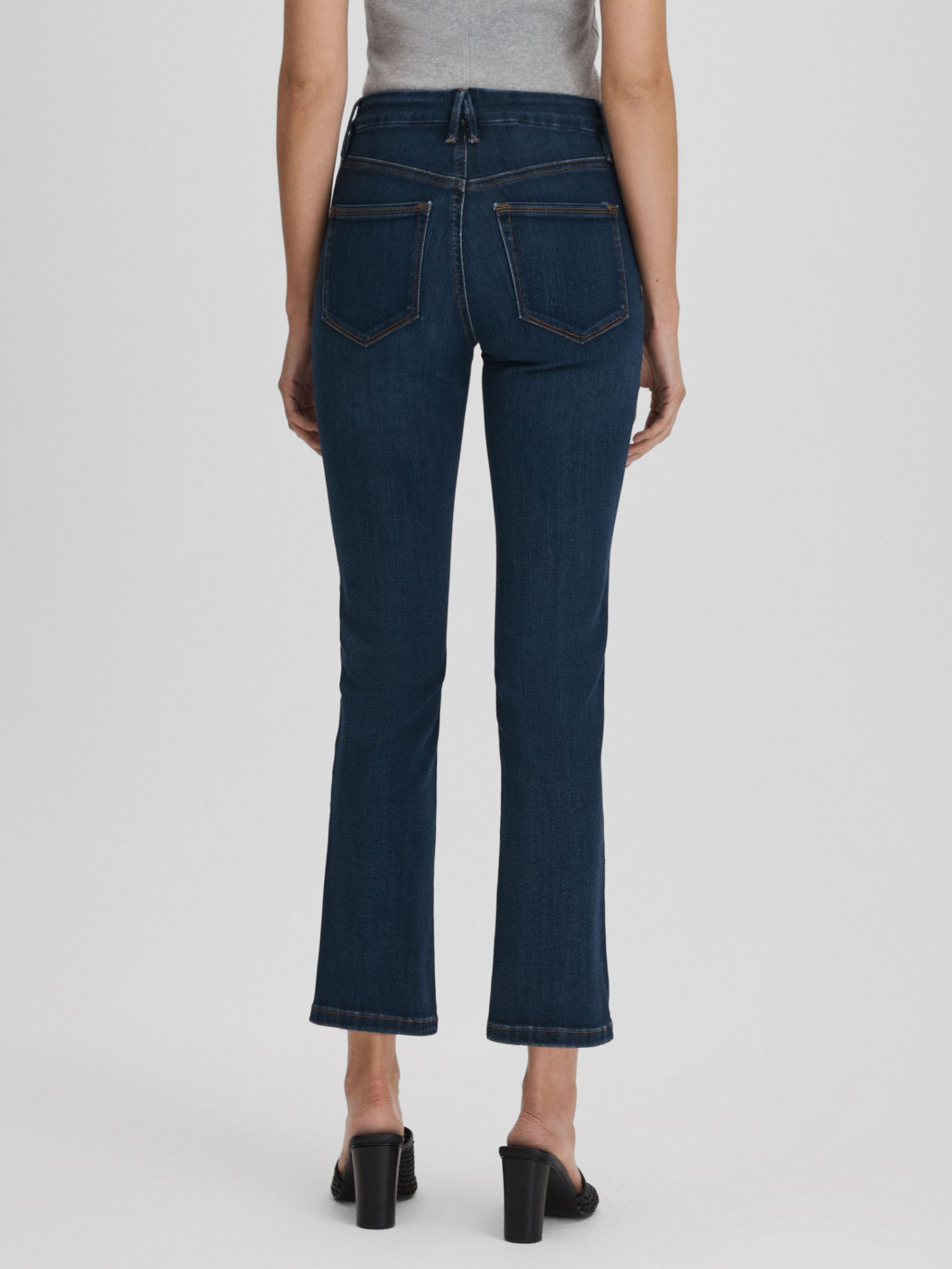 Good American Slim Fit Cropped Jeans in Blue - Image 5 of 7