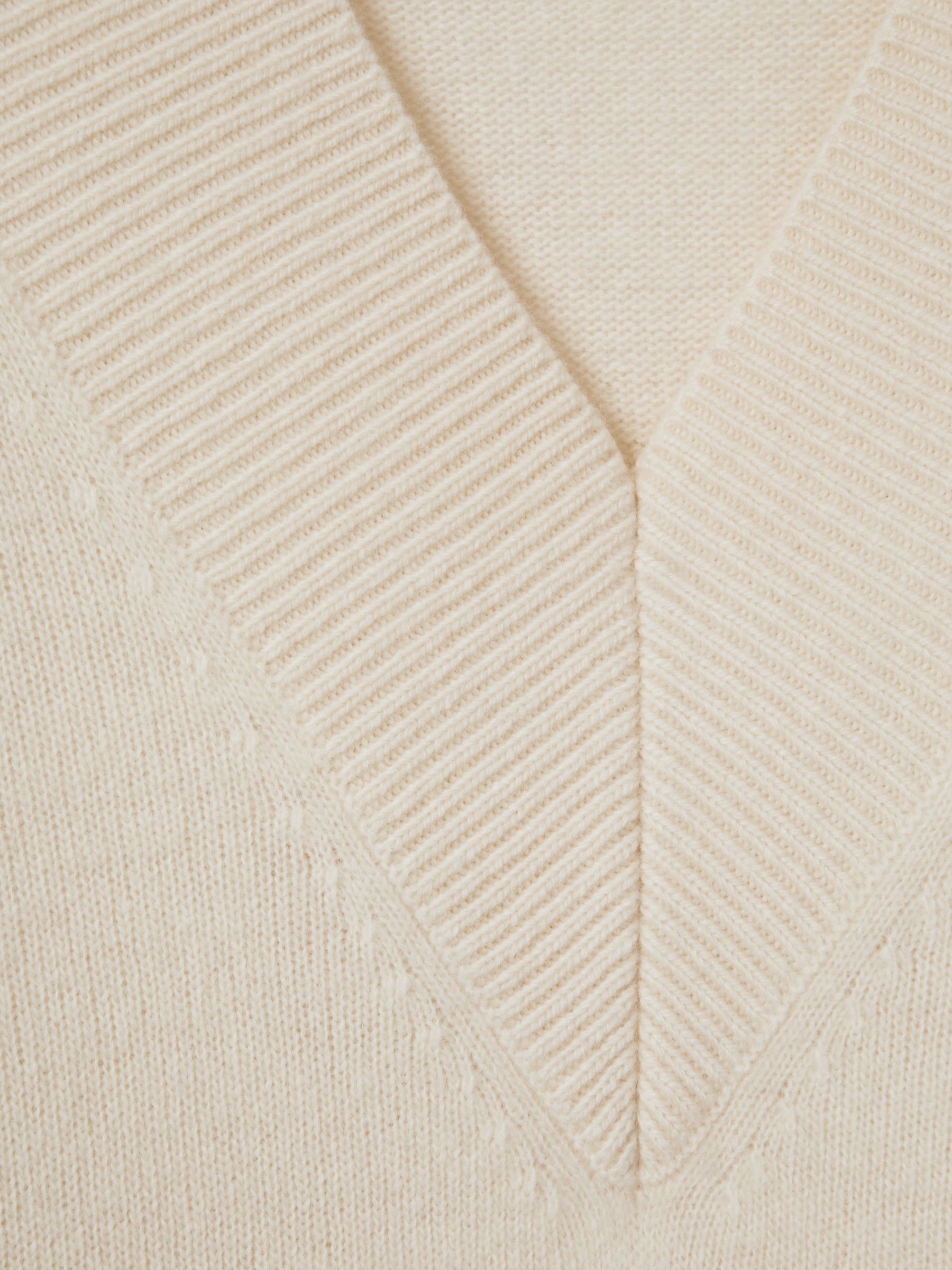 Oversized Wool Cashmere V-Neck Jumper in Ivory - Image 7 of 7