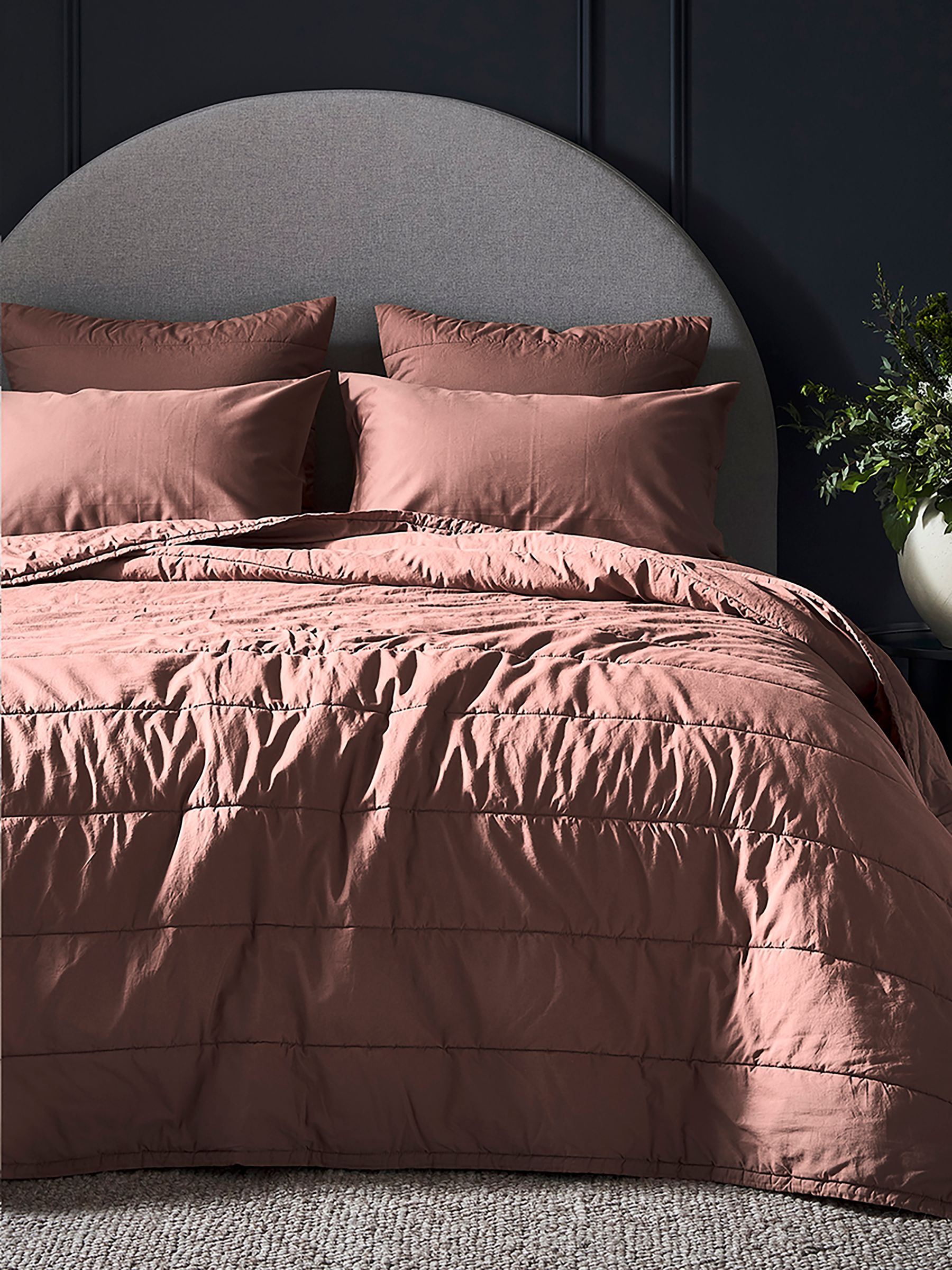 Bedfolk Set of 2 Orange Luxe Cotton Pillowcases - Image 3 of 5