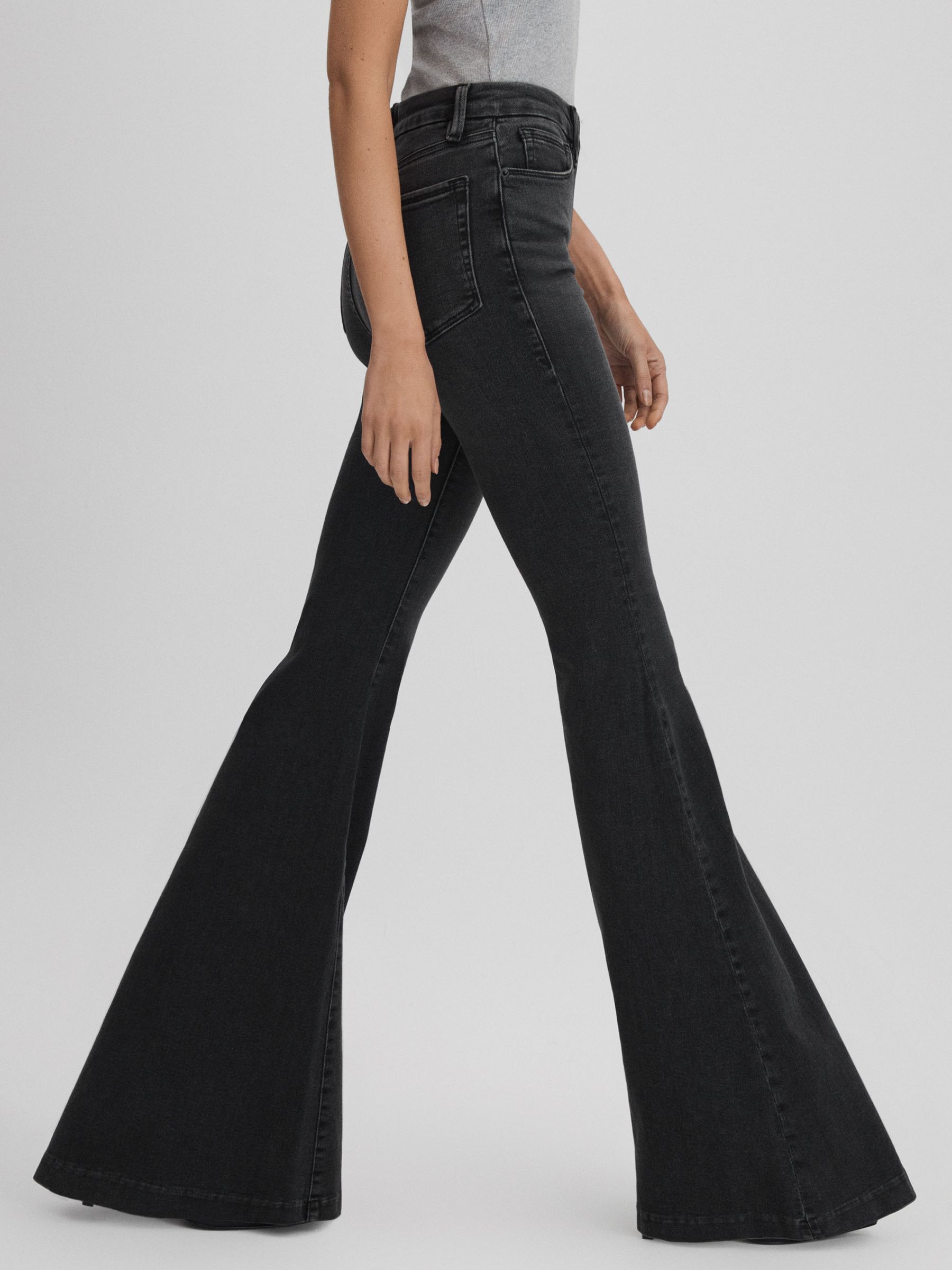 Good American Super Flared Jeans in Black - Image 1 of 6