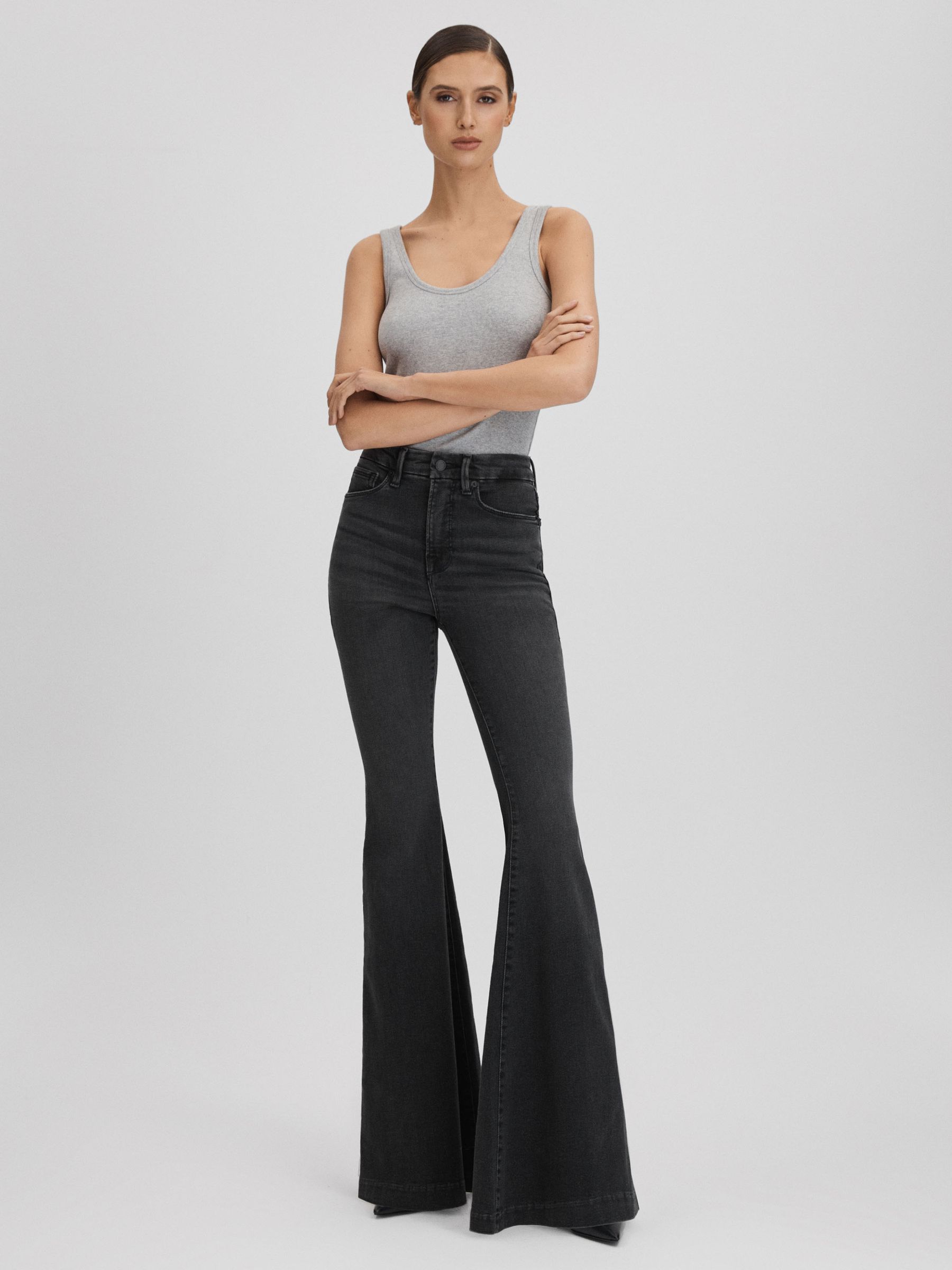 Good American Super Flared Jeans in Black - Image 3 of 6