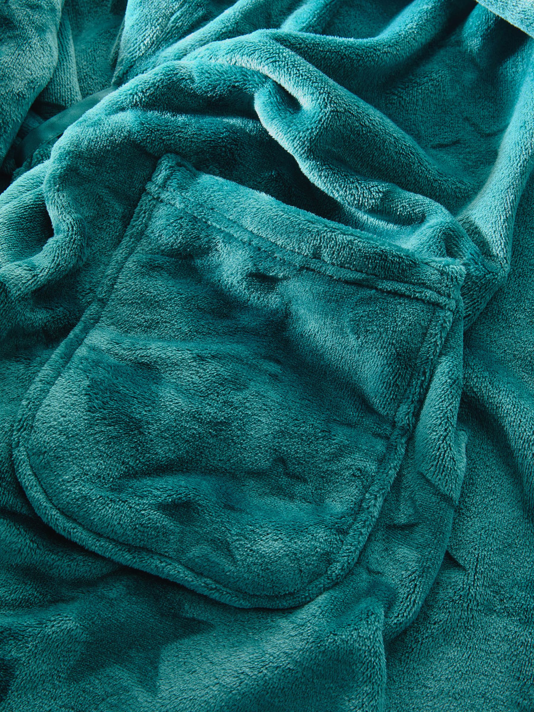 Black Ivy Green Stars Cosy Short Dressing Gown - Image 2 of 3