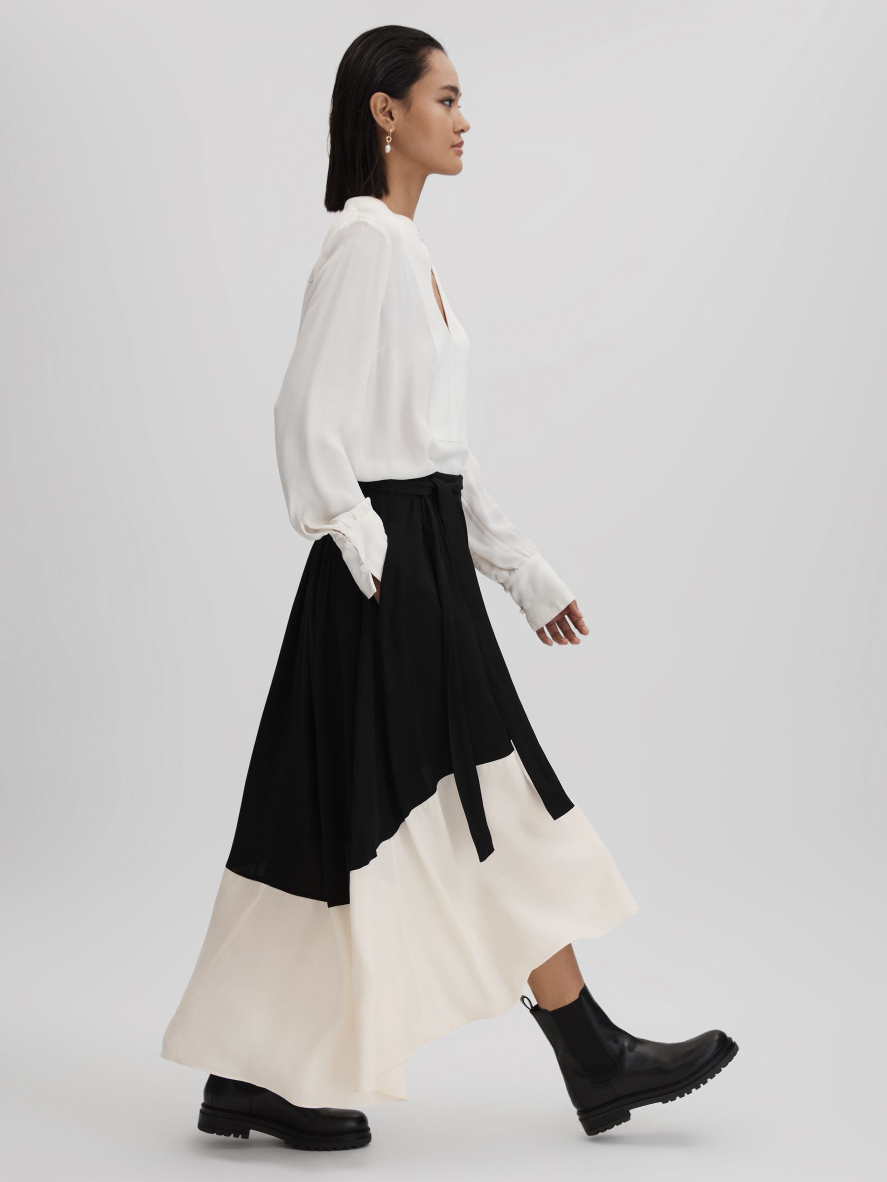 Colourblock Midi Skirt in Black/Cream - Image 6 of 7