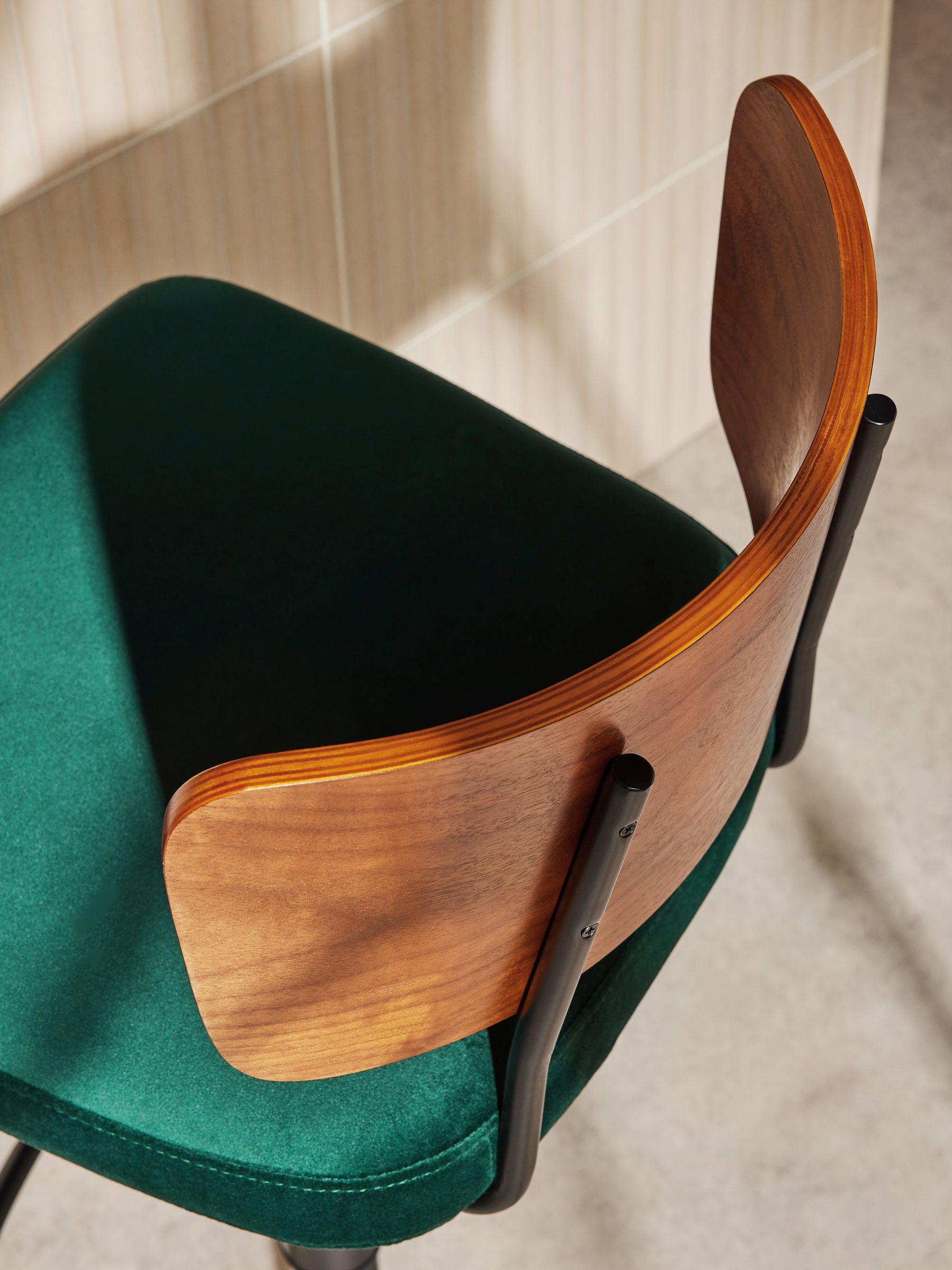 Amalyn Bar Stool in Velvet in Green - Image 2 of 4
