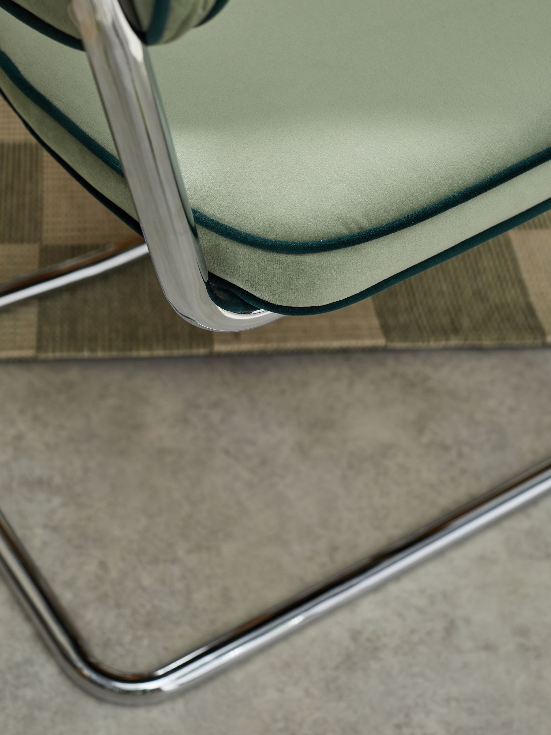 Set of 2 Parker Dining Chairs in Velvet in Jade Green with Dark Green Piping - Image 3 of 3