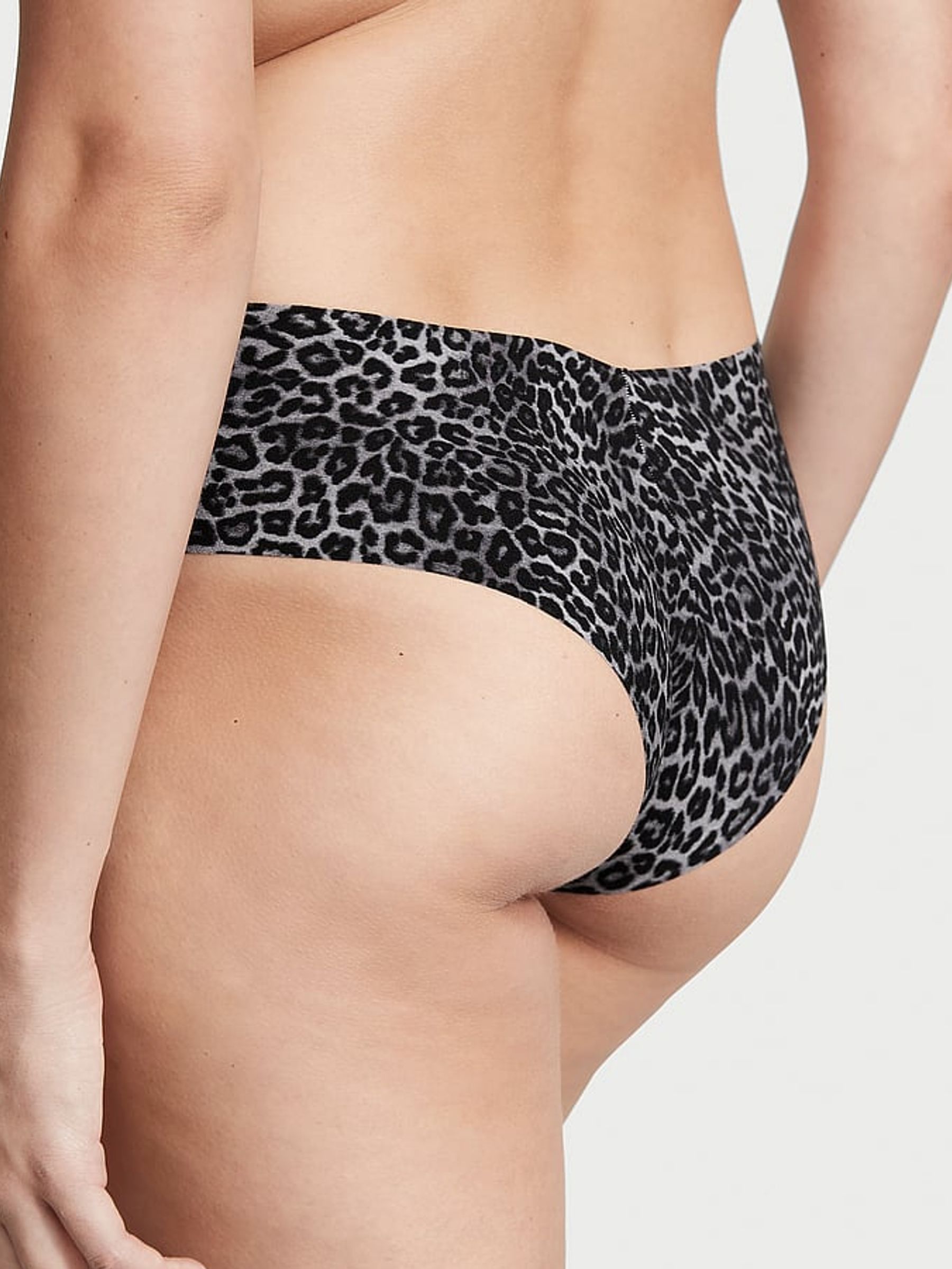 Black/Blue/Grey/Red/Nude Cheeky 7 Pack Knickers - Image 3 of 3
