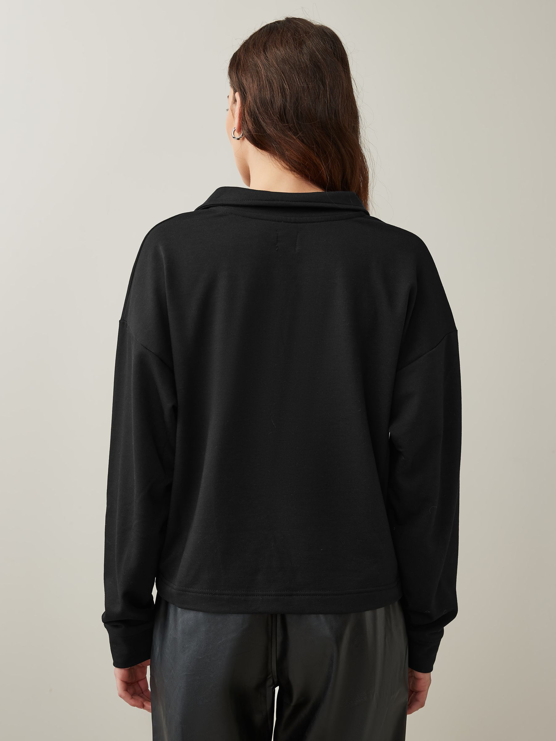 Black V Neck Collar Pull Over Jumper - Image 2 of 5