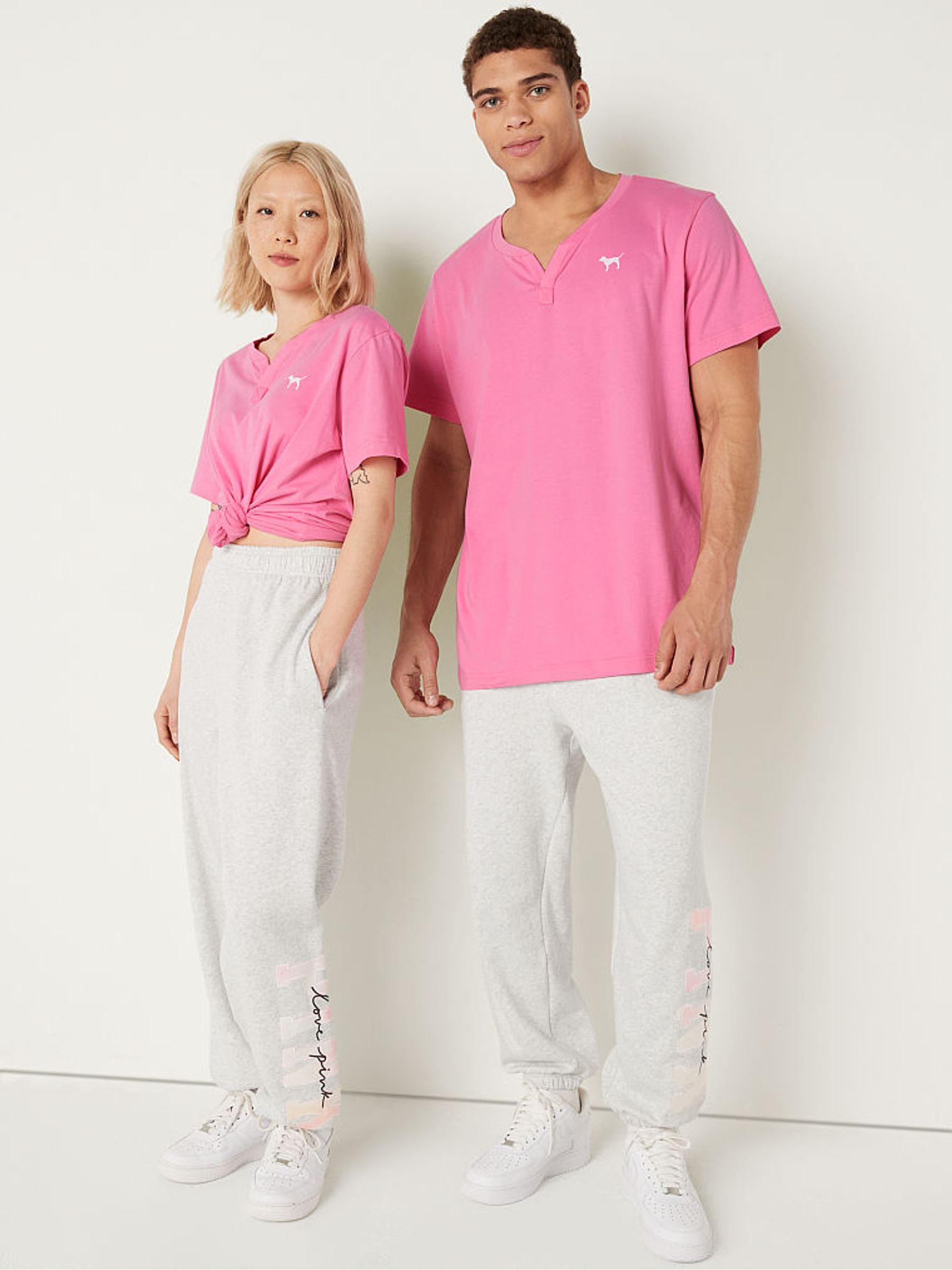 Dreamy Pink V Neck Short Sleeve T-Shirt - Image 3 of 4
