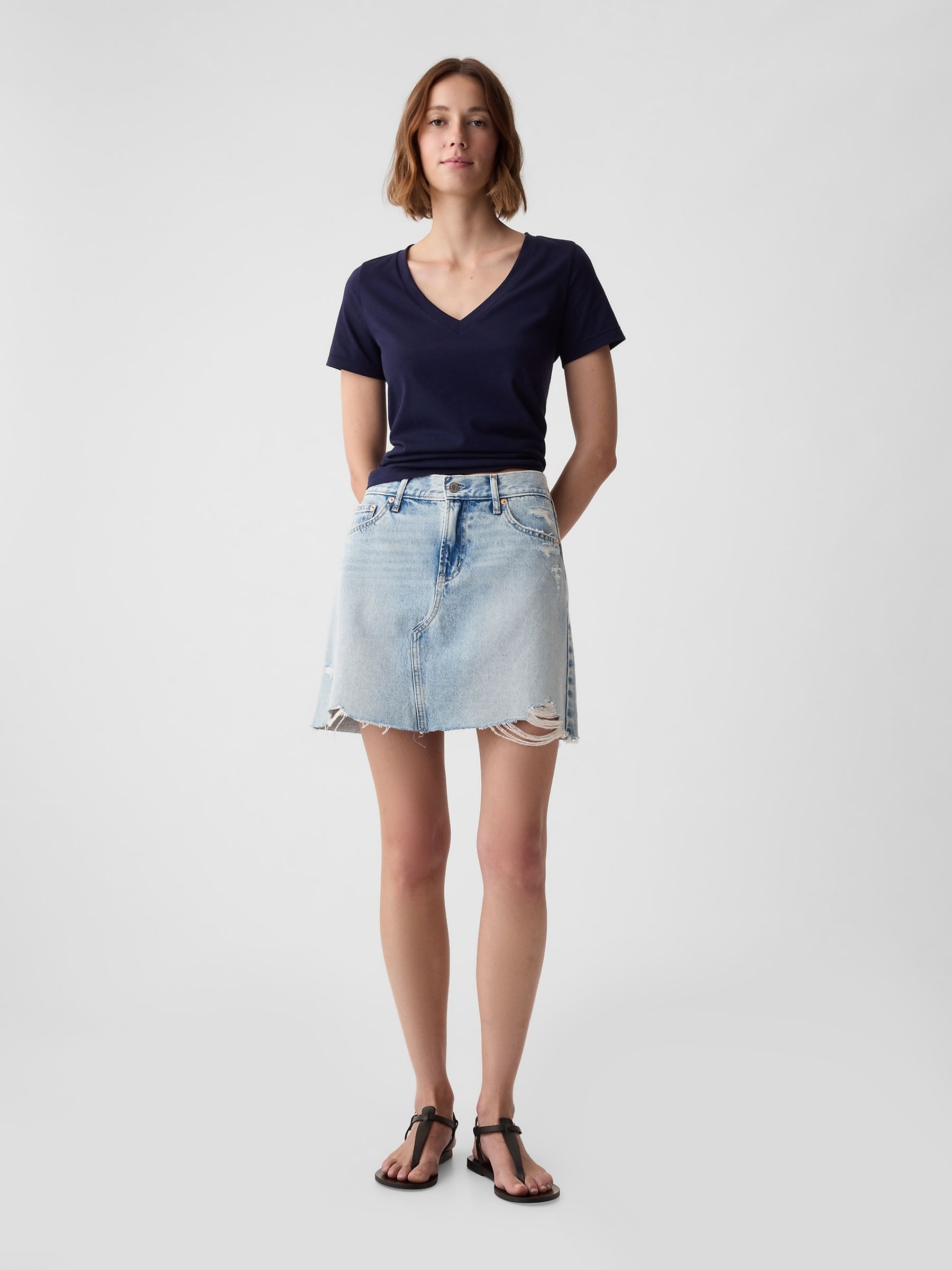 Navy Blue V-Neck Vintage 100% Organic Cotton Short Sleeve T-Shirt - Image 7 of 7