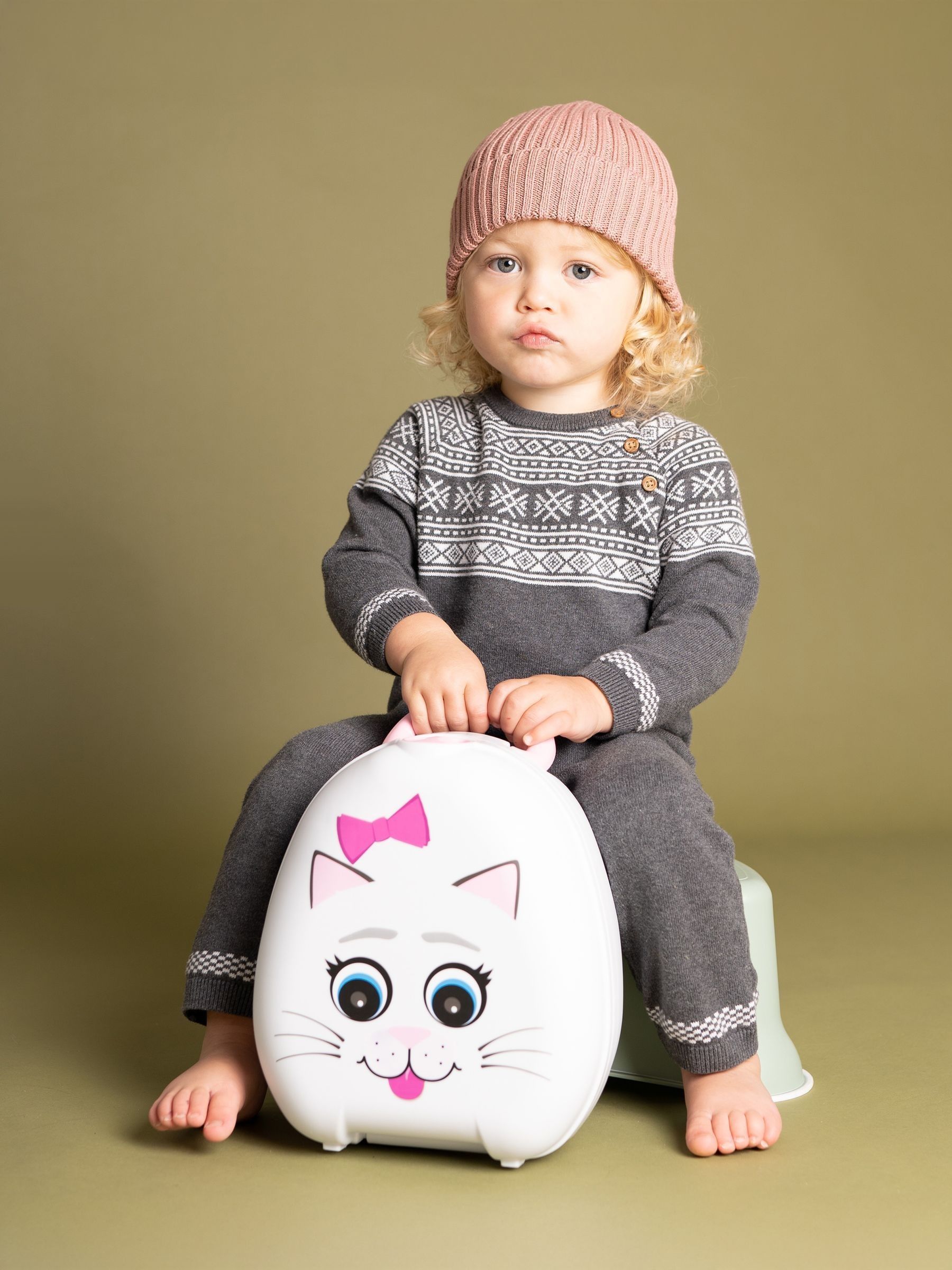 White Cat Travel Potty - Image 2 of 7 White Cat Travel Potty - Image 2 of 7