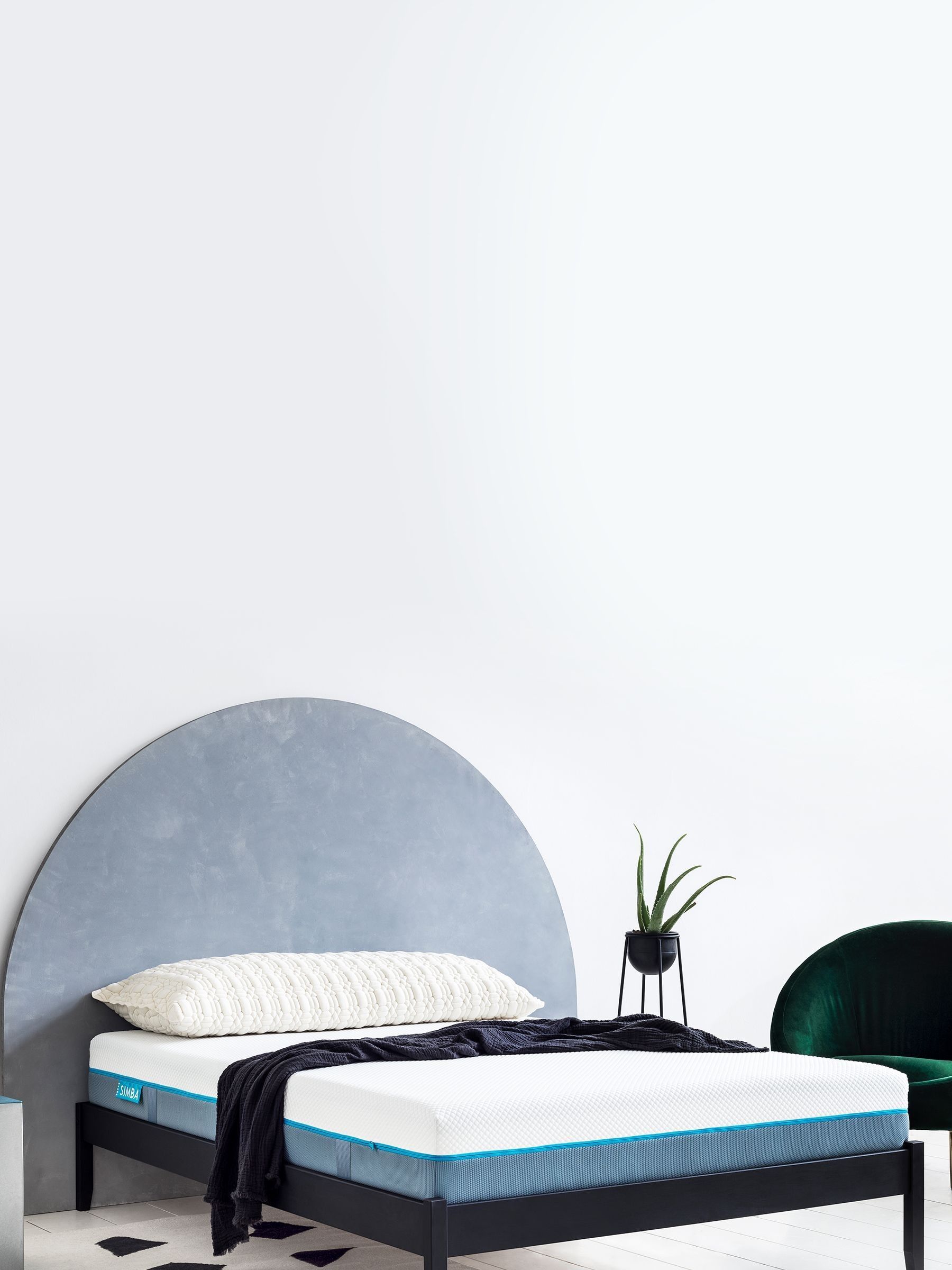 Simba White Hybrid Pro Mattress | Simba Sleep - Image 1 of 7