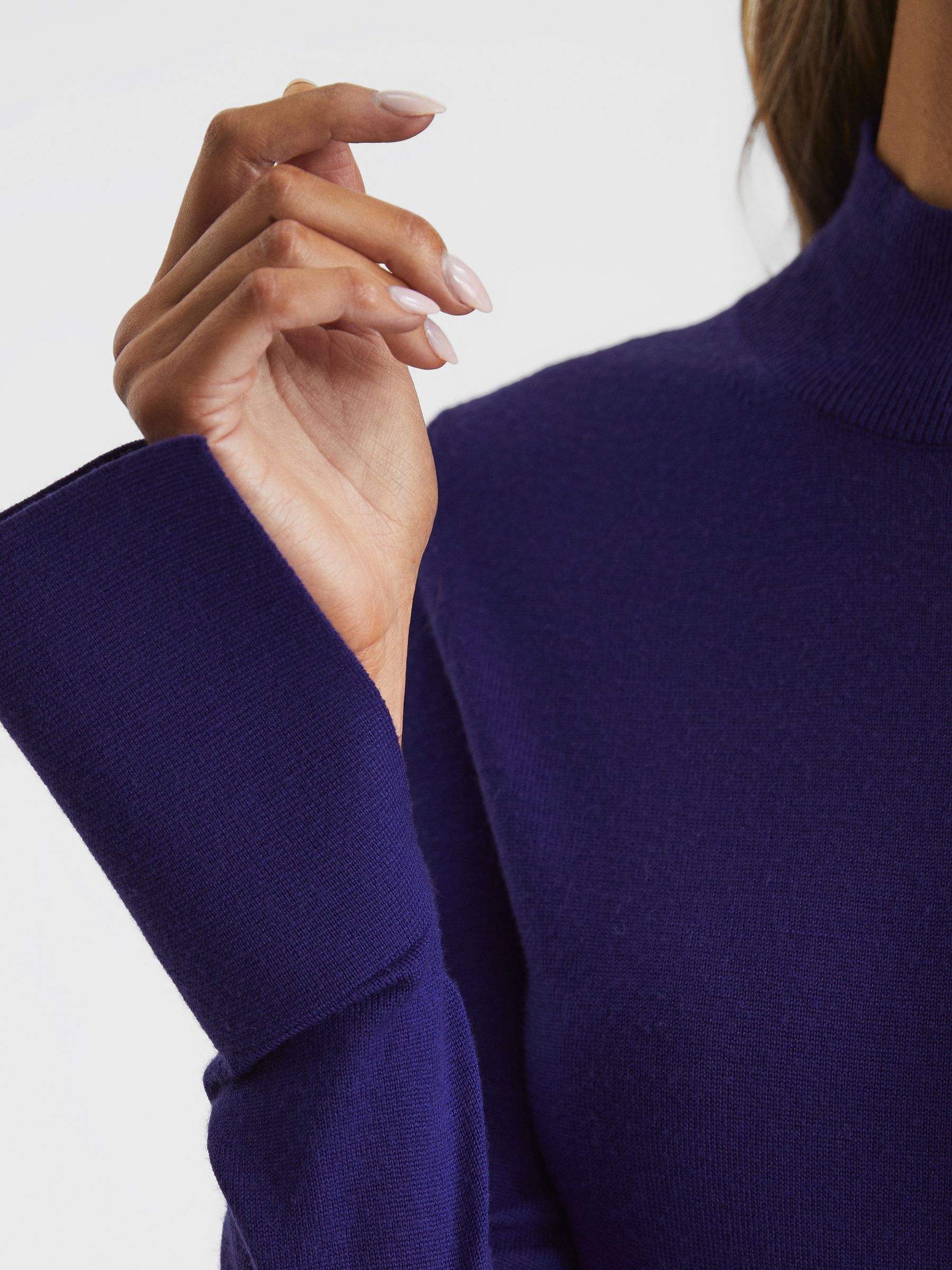 Merino Wool Split Sleeve Jumper in Purple - Image 4 of 6