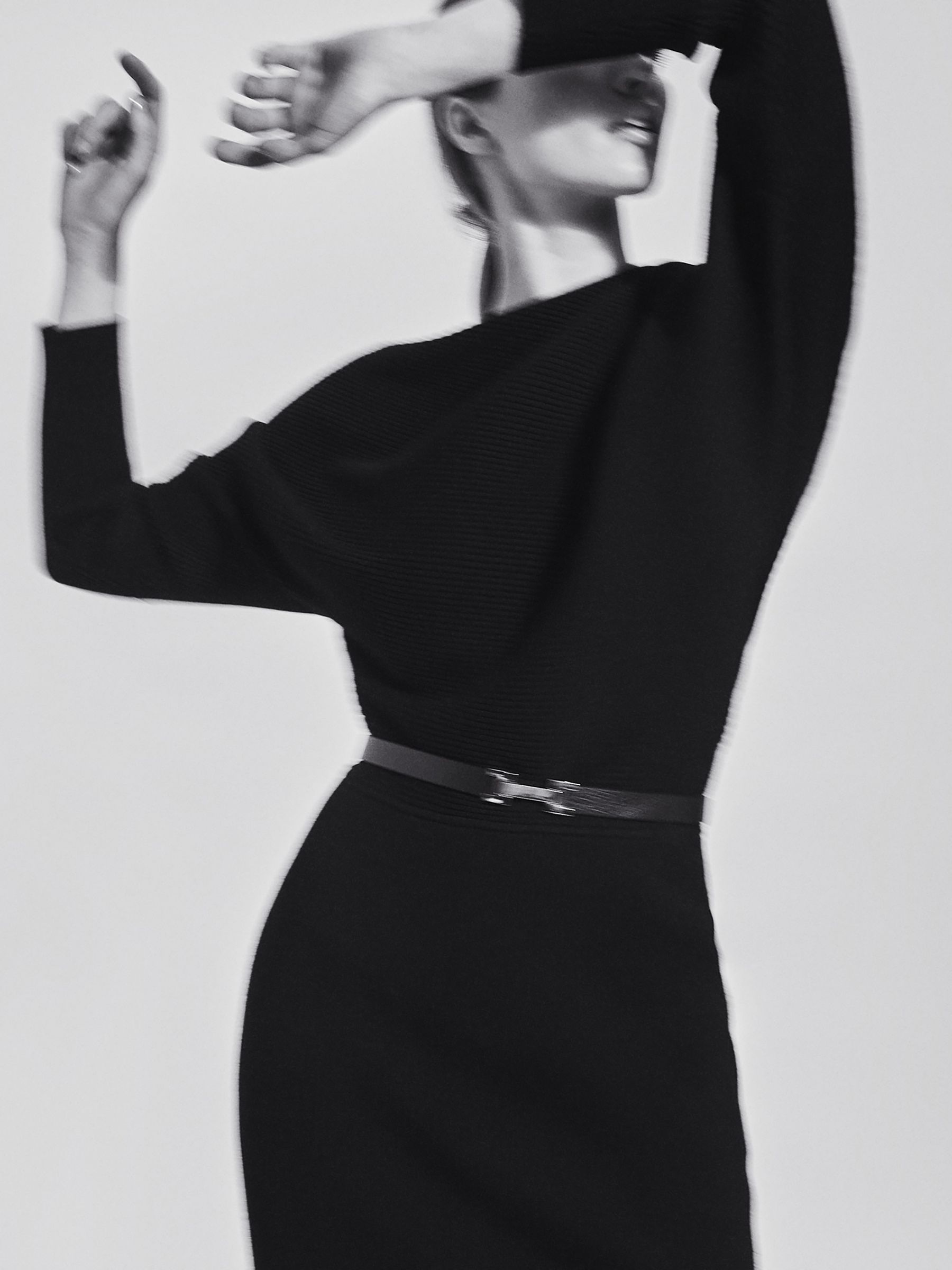 Leather Square Hinge Belt in Black - Image 3 of 4