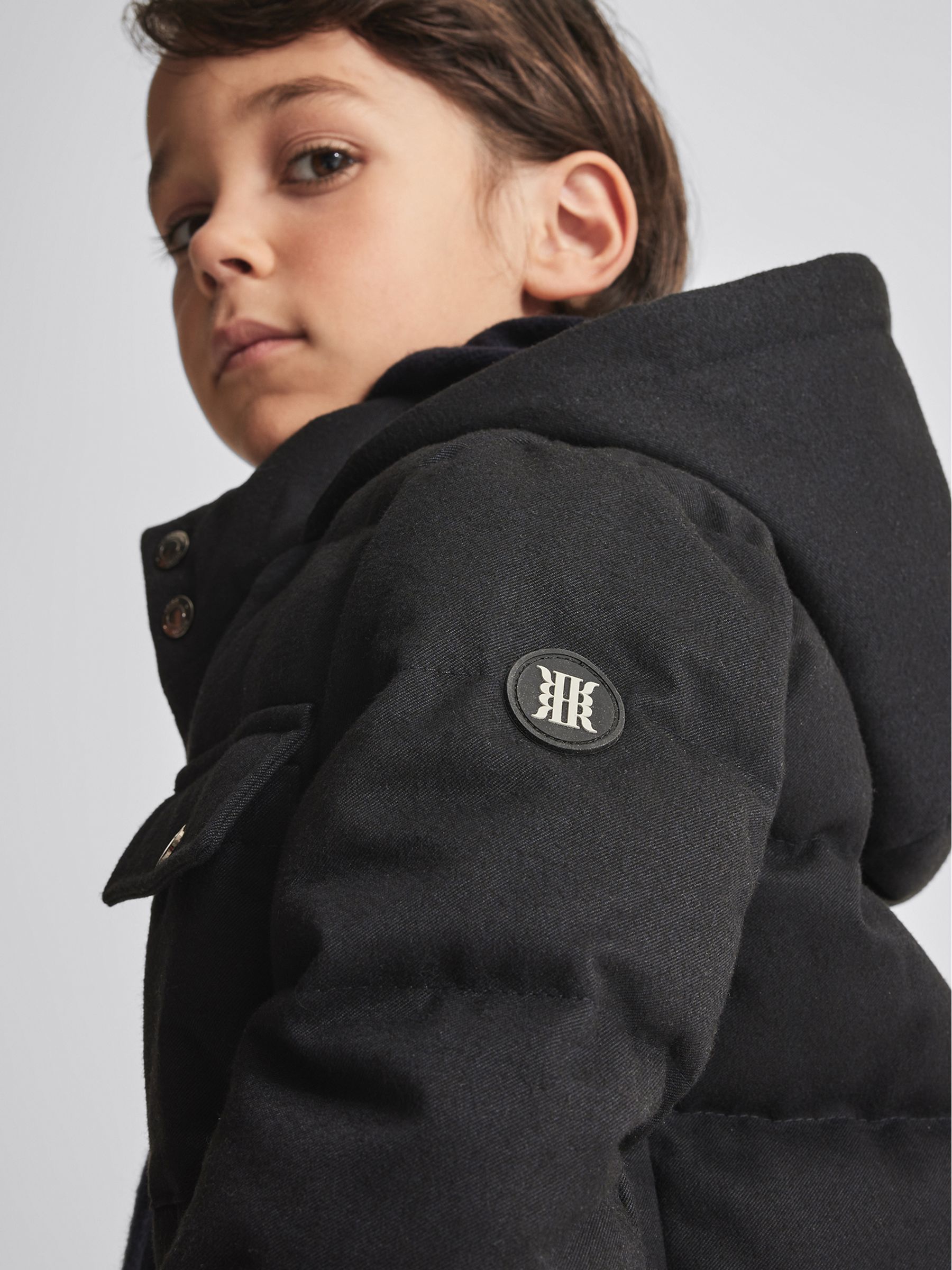 Hooded Puffer Jacket in Navy - 圖片 3/6