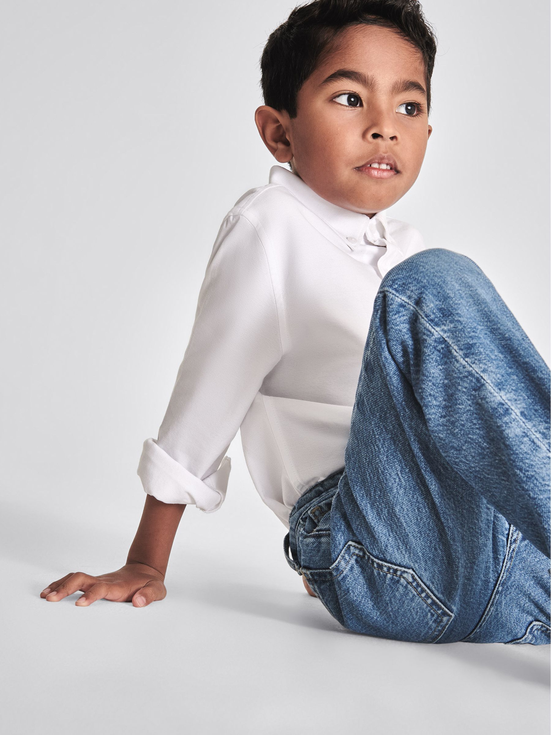 Button Down Oxford Shirt in White - Image 3 of 6