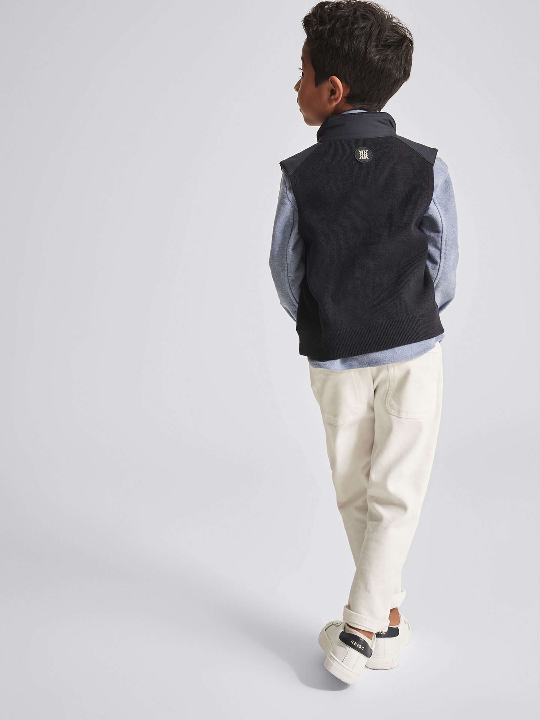 Junior Quilted Gilet in Navy Blue - Image 5 of 6