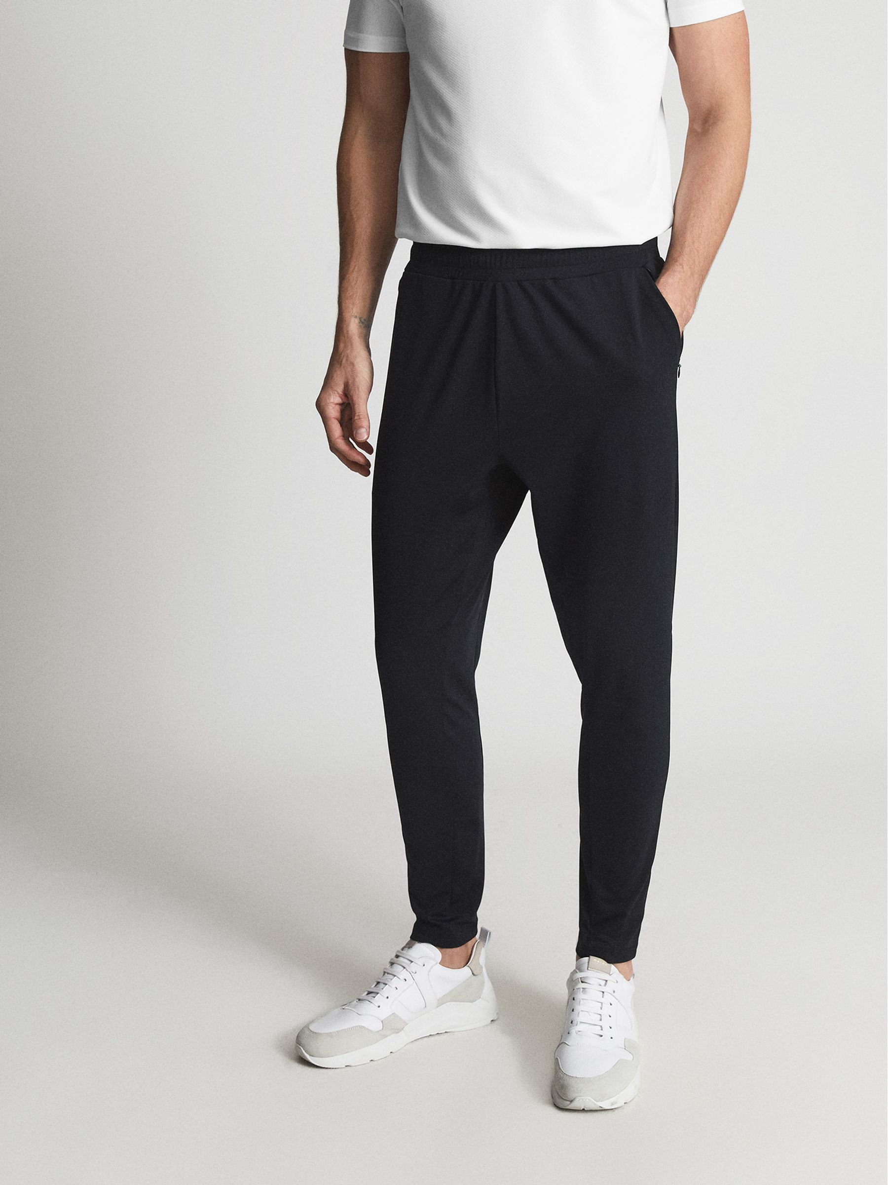 Castore Performance Joggers in Black - Image 1 of 7