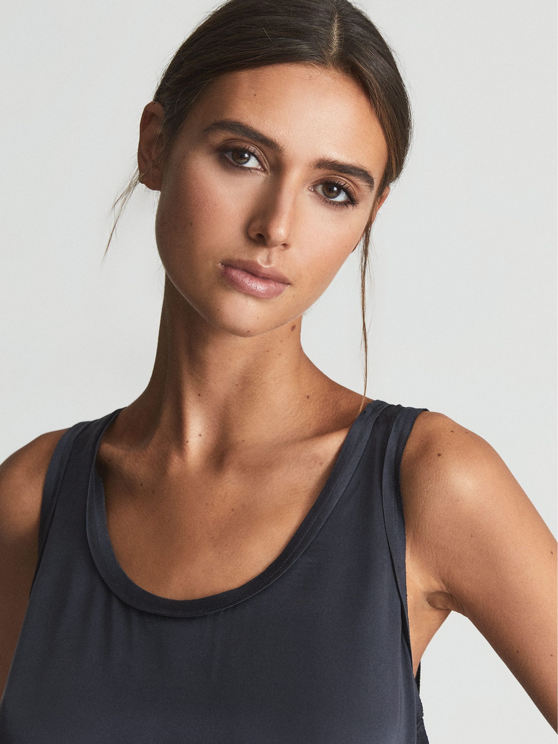 Silk Front Vest in Navy - Image 4 of 5