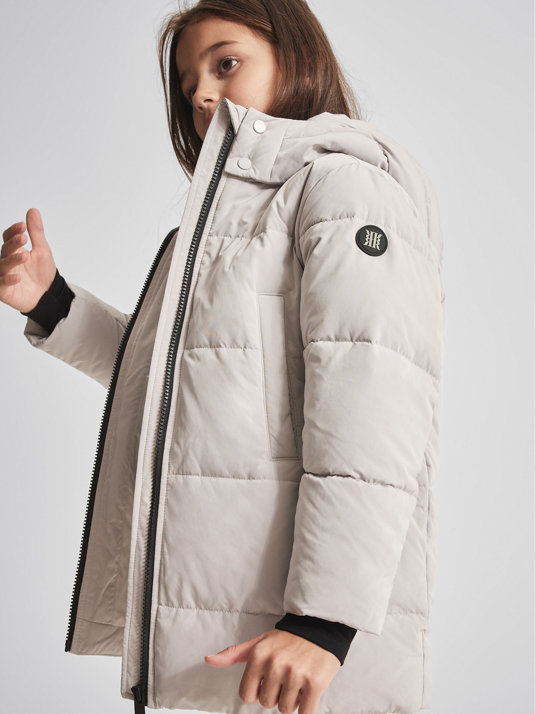 Hooded Puffer Jacket in Silver - 圖片 3/7