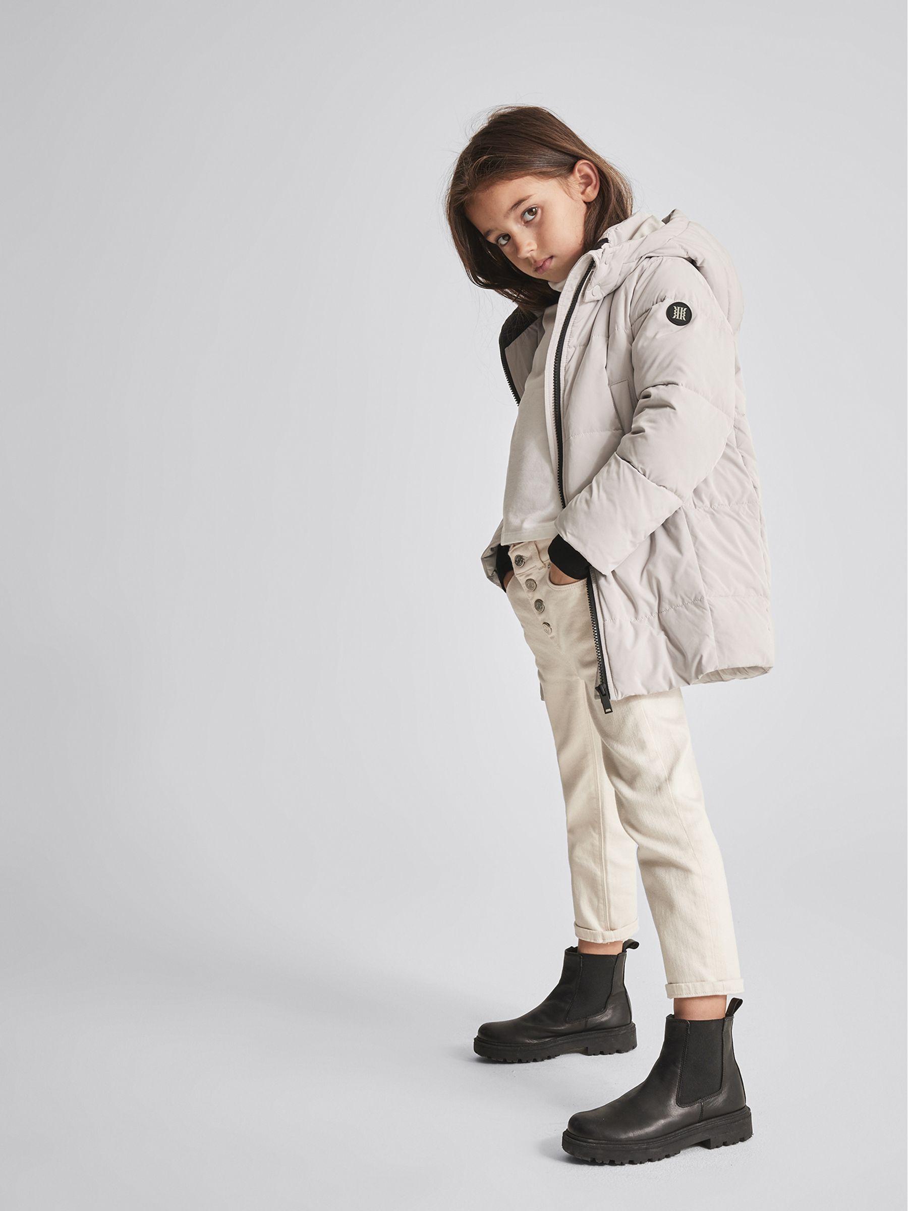 Hooded Puffer Jacket in Silver - 圖片 4/7