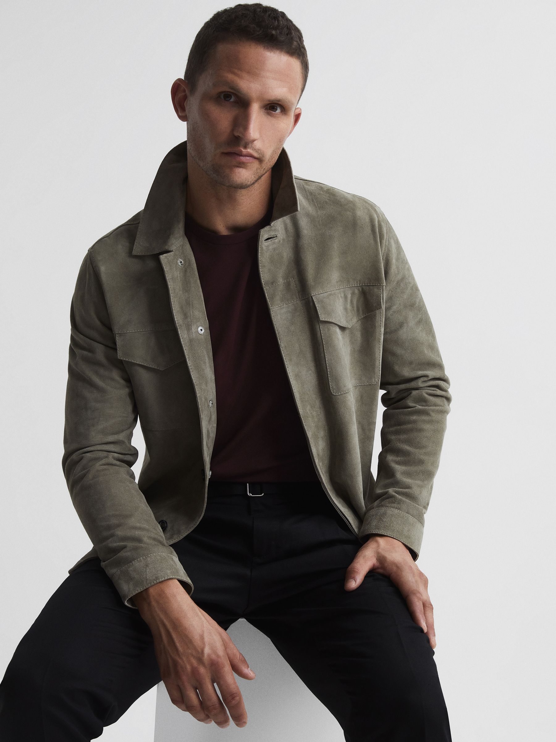 Crew Neck T-shirt in Bordeaux - Image 6 of 7