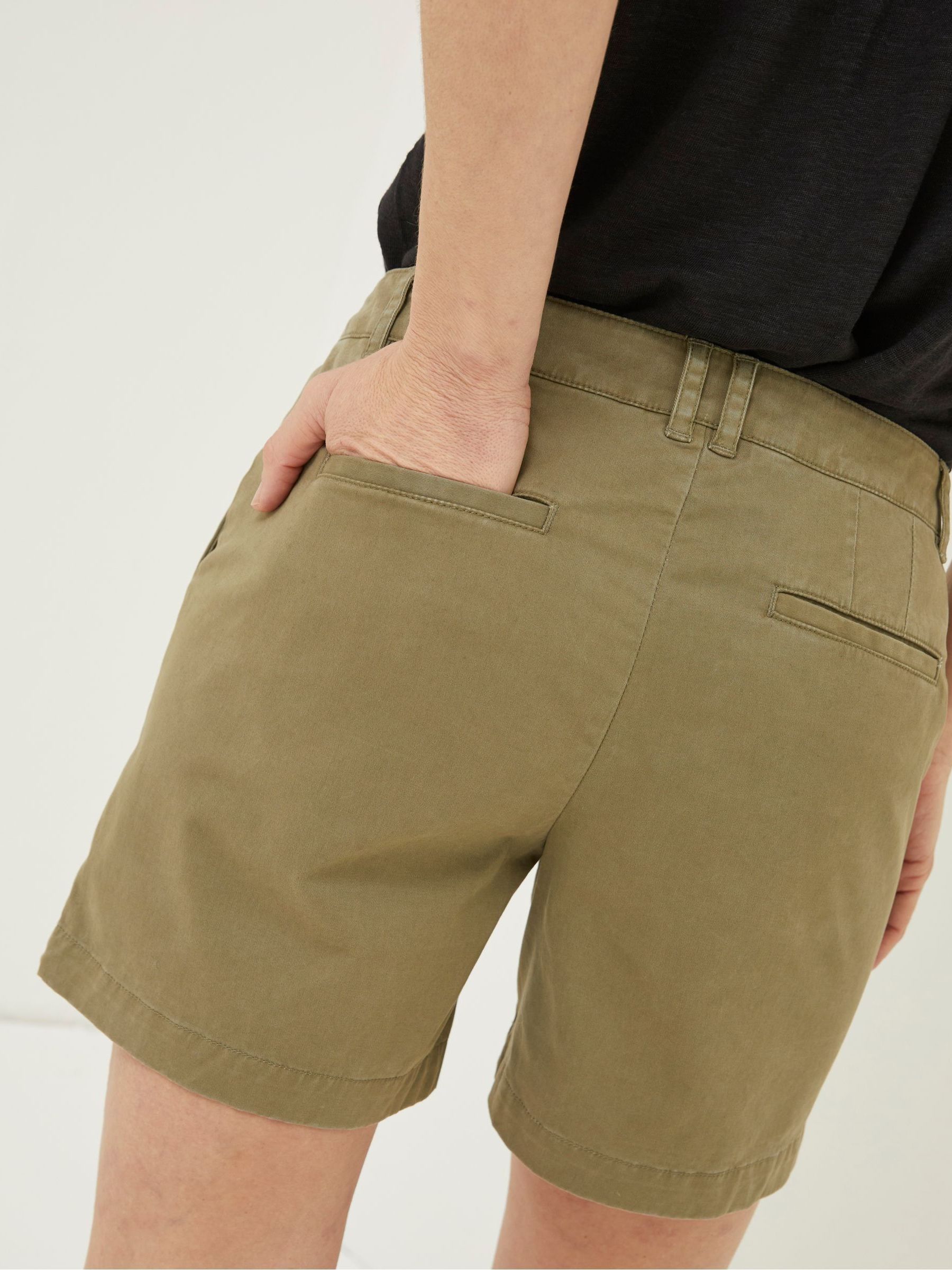 Green Padstow Chino Shorts - Image 4 of 5