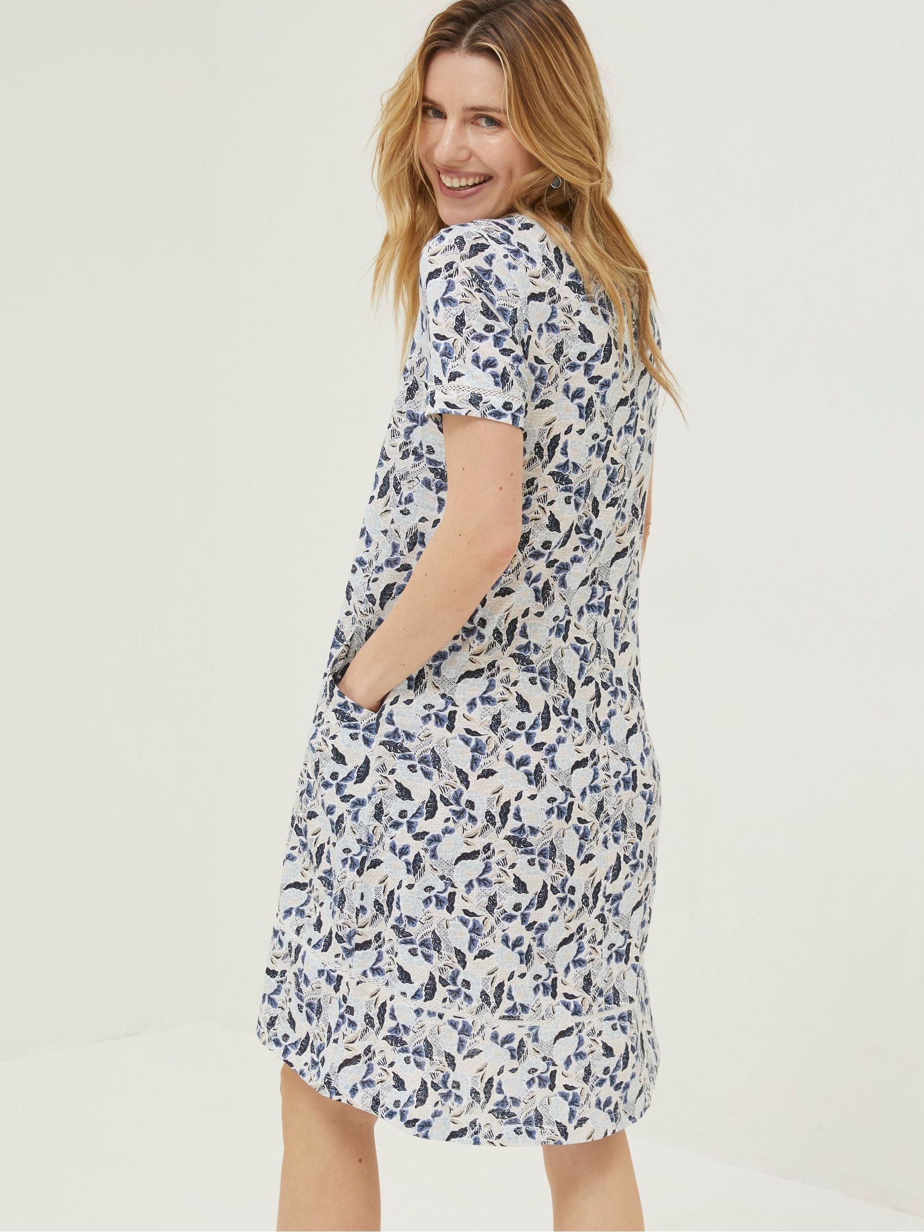 Natural Simone Batik Jersey Dress - Image 2 of 6 Natural Simone Batik Jersey Dress - Image 2 of 6