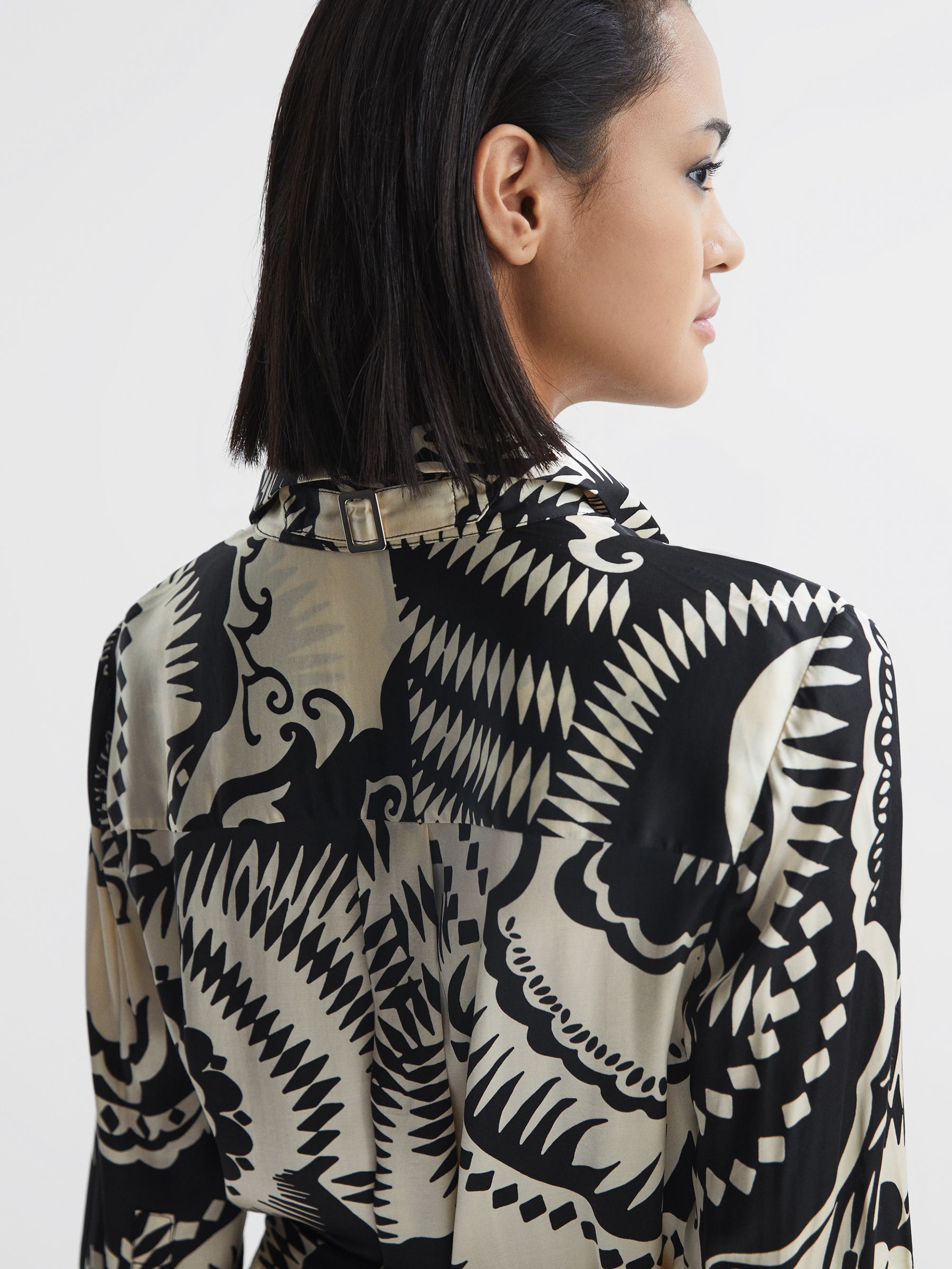 Printed Long Sleeve Midi Dress in Black/White - Image 4 of 5