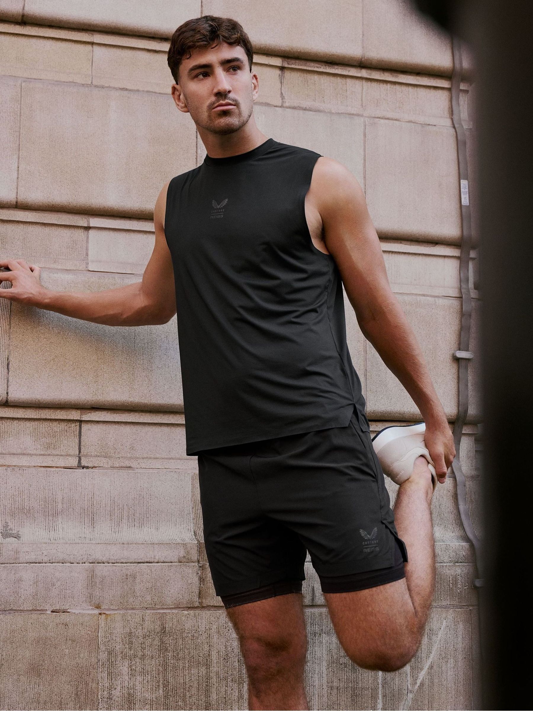 Reiss | Gilet de performance Castore en Castore Noir/Iridescent Cas - Image 3 de 10