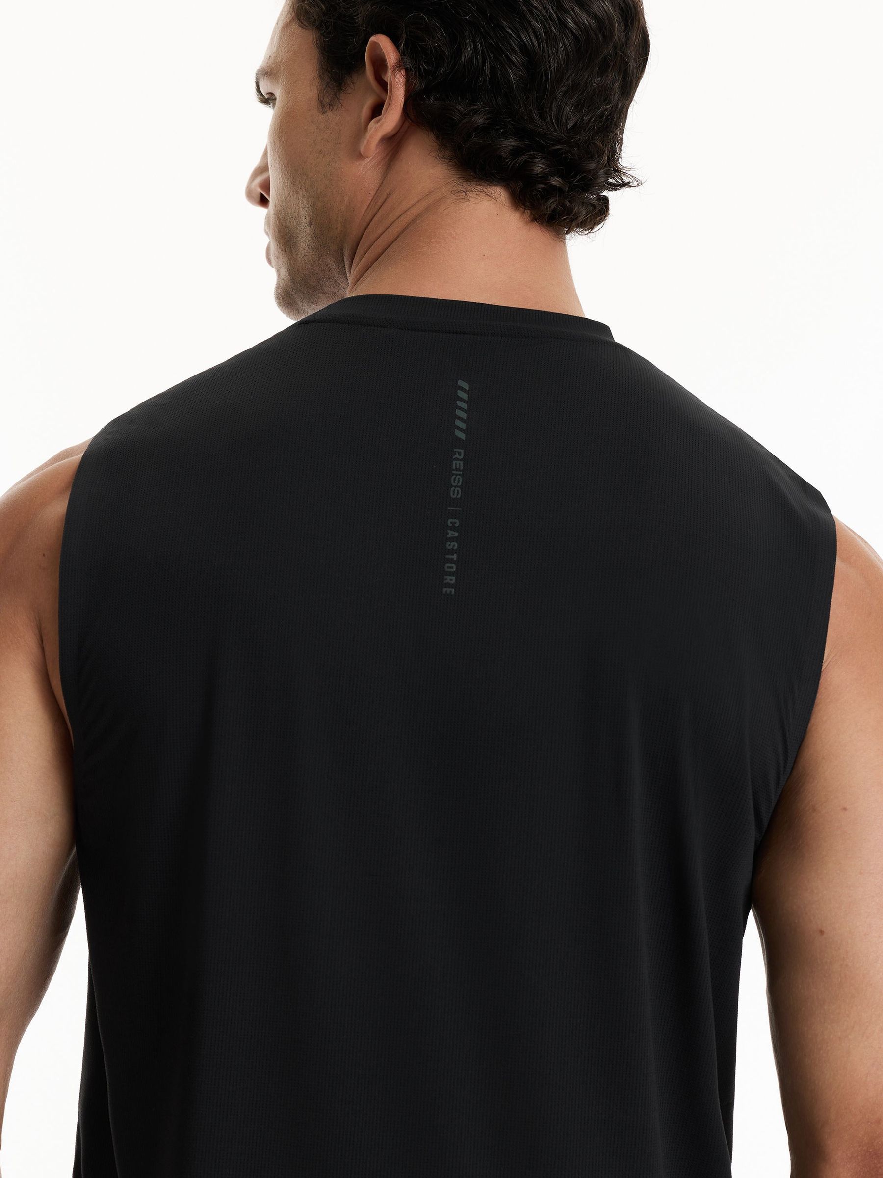 Reiss | Gilet de performance Castore en Castore Noir/Iridescent Cas - Image 5 de 10