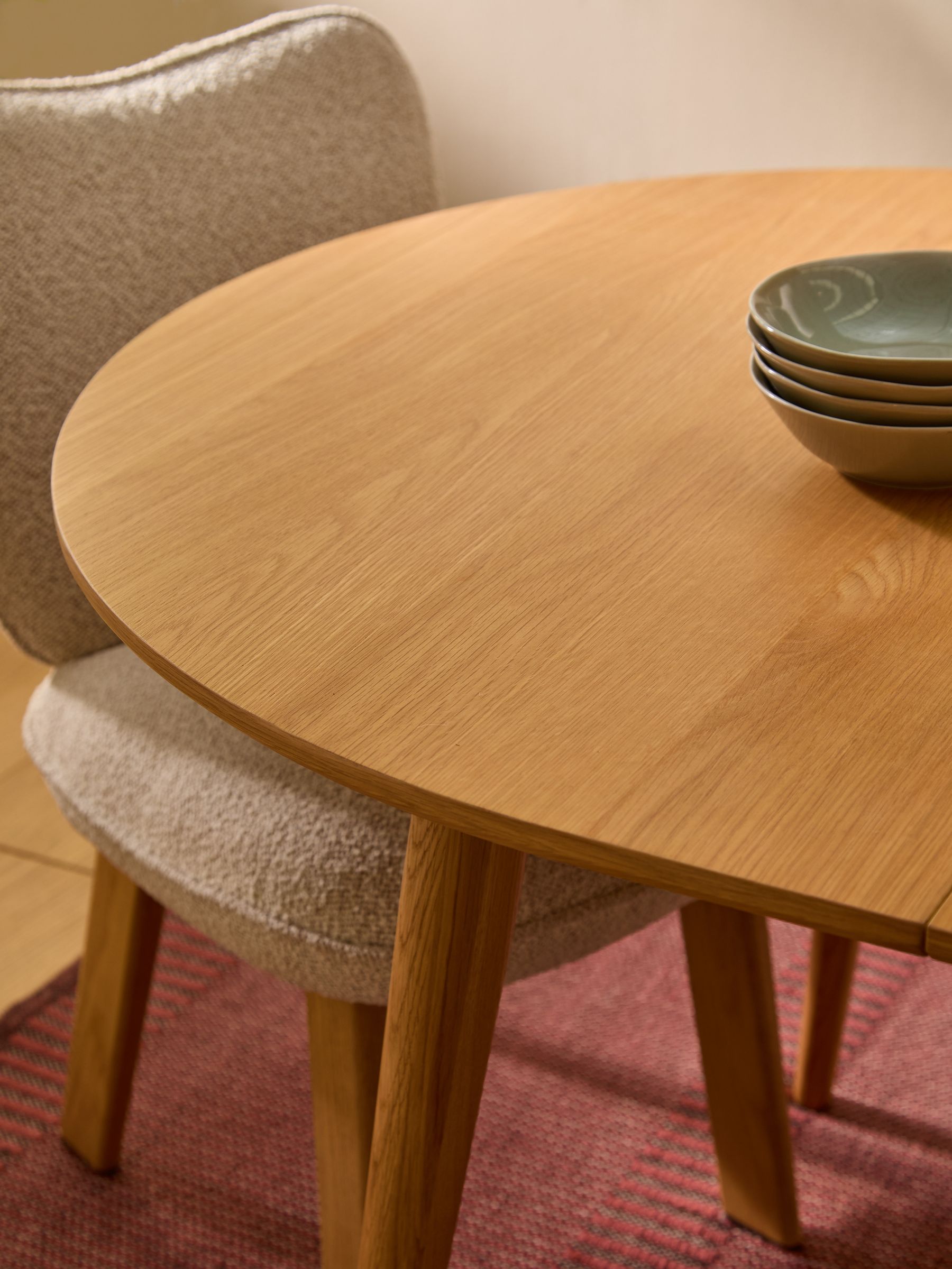 Oak Deauville 4 to 6 Seater Oval Extending Dining Table - Image 5 of 6