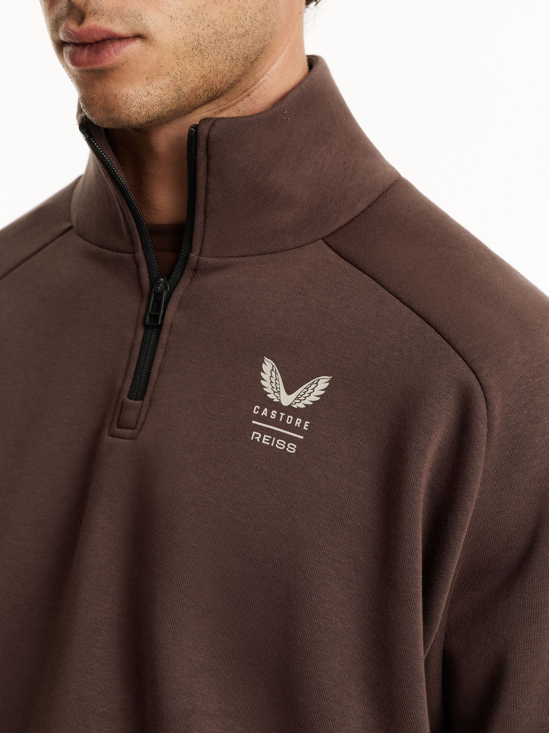 Reiss | Castore Sweat-shirt décontracté à col zippé marron - Image 5 de 8