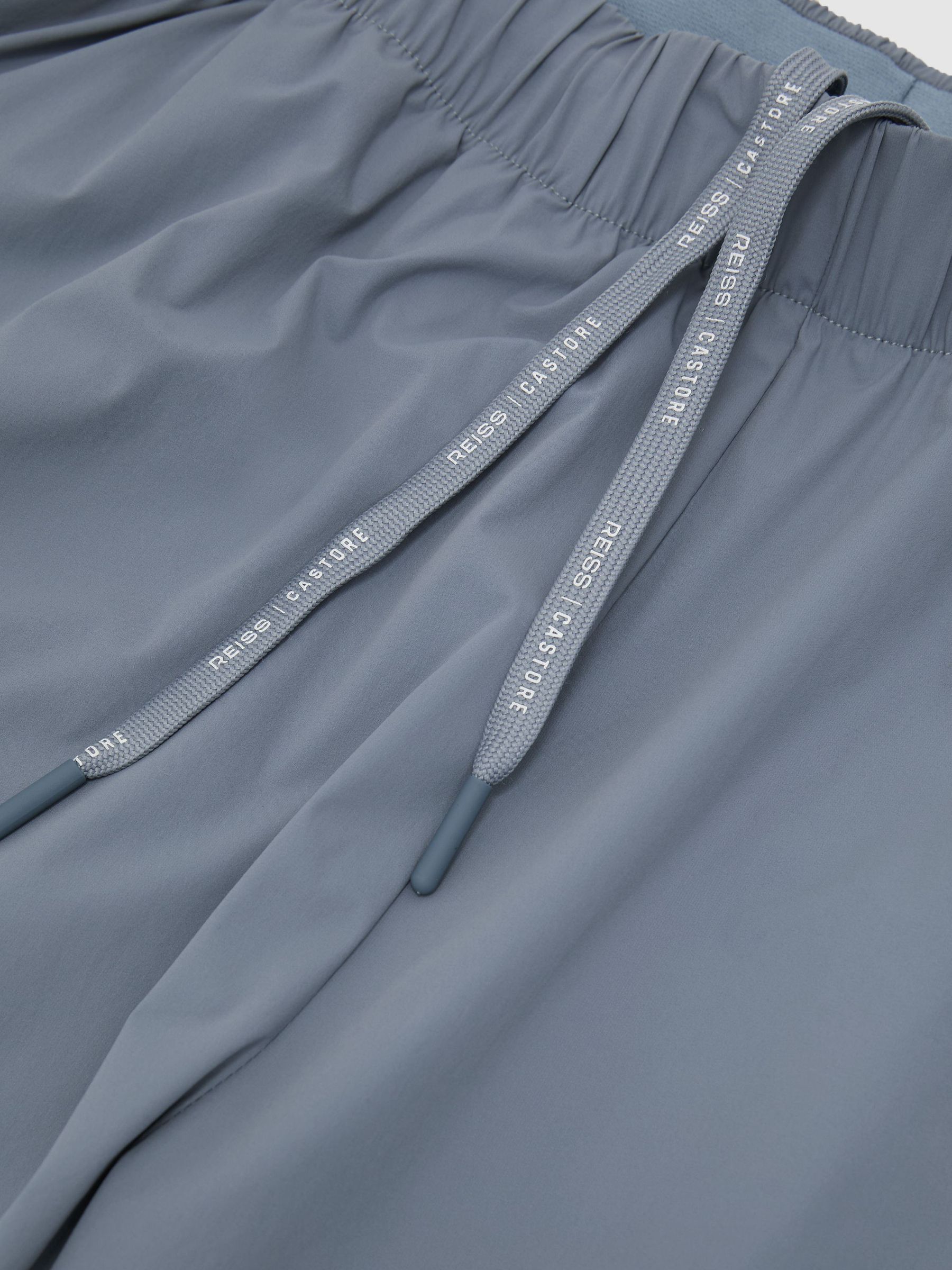 Reiss | Castore 5-Inch Training Shorts in Blue - Image 7 de 9
