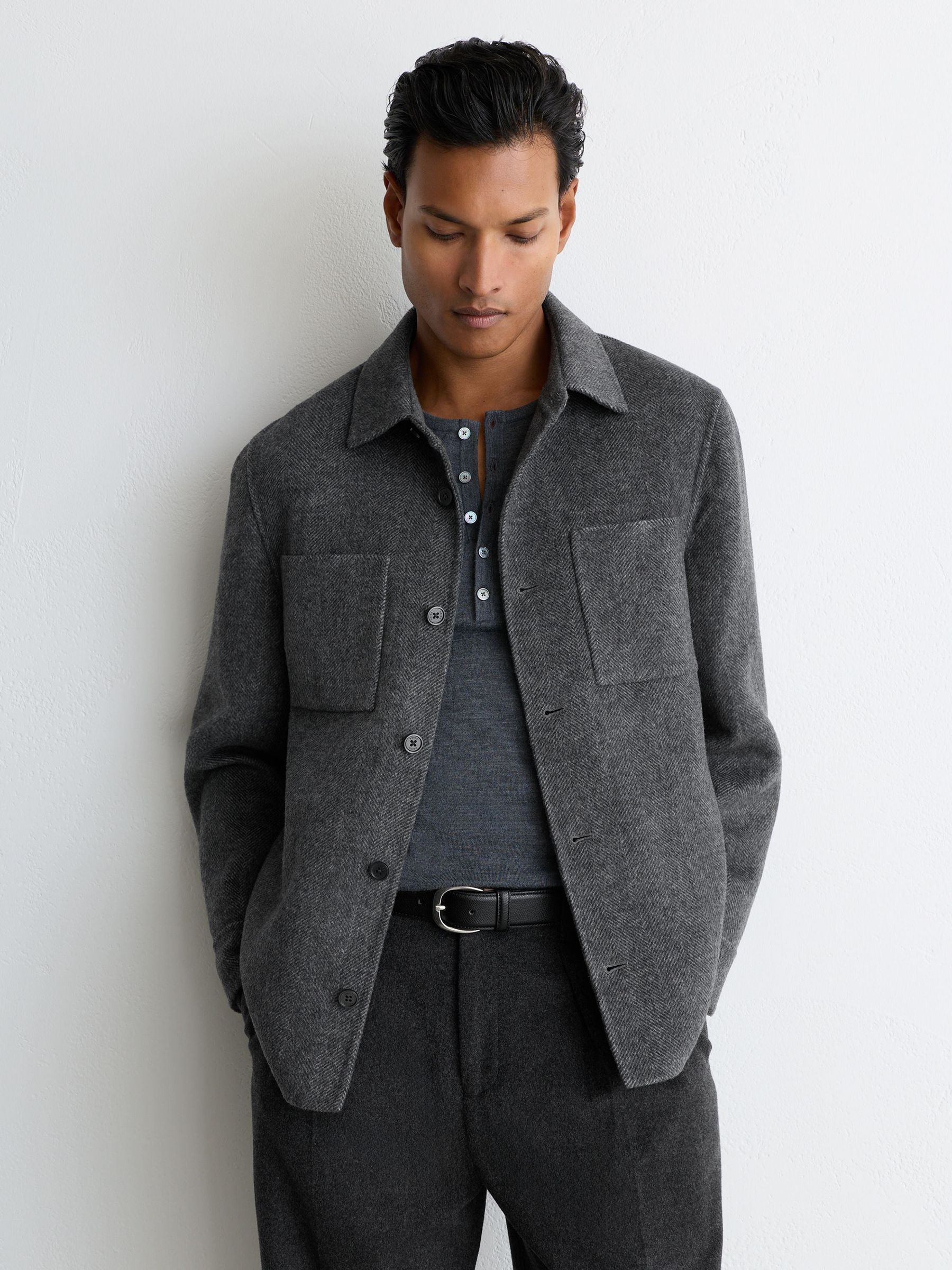 Wool-Blend Herringbone Blind-Seam Overshirt in Charcoal Grey - Image 6 of 7