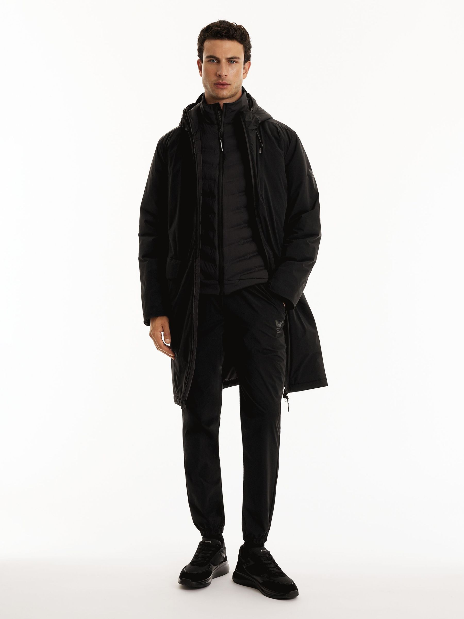 Reiss | Castore Insulated Hooded Long Jacket in Black - Image 4 of 12